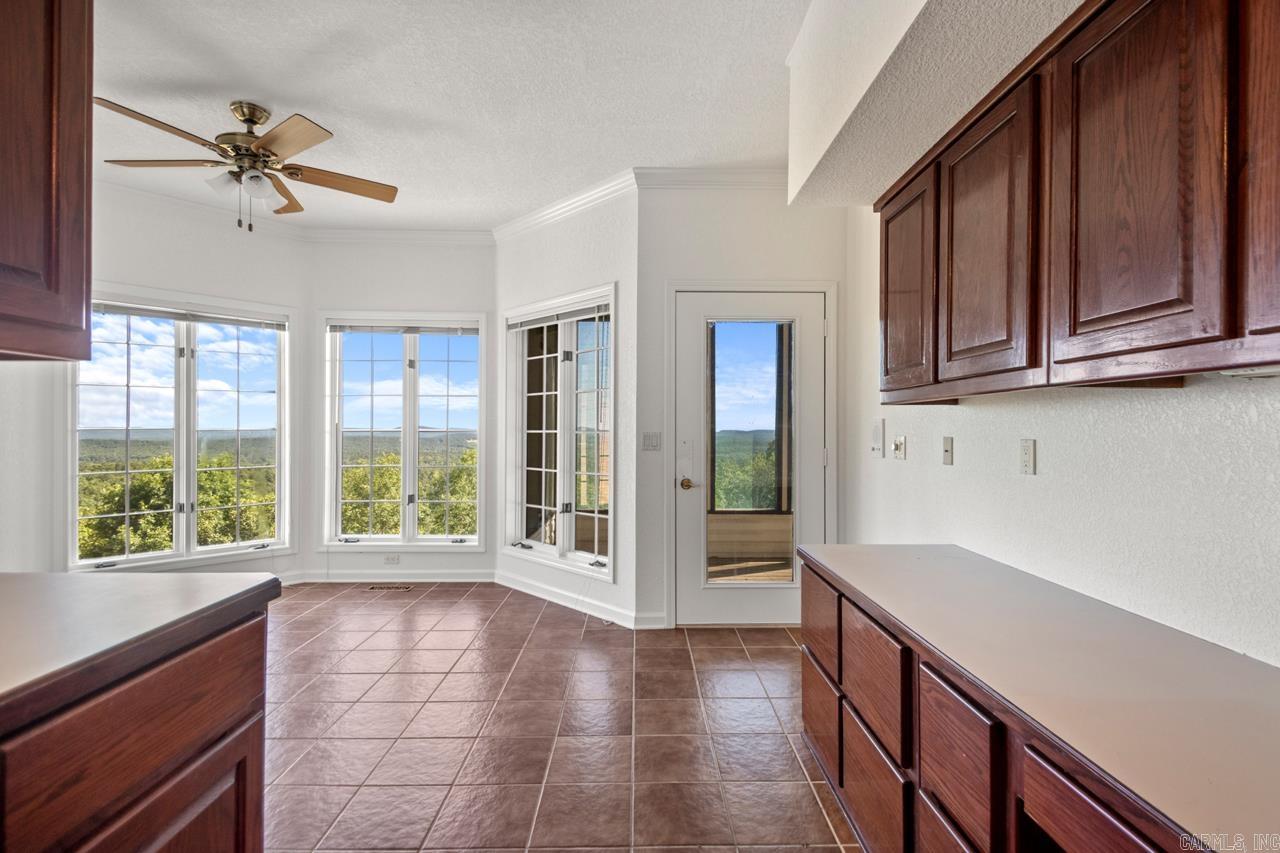 33  Ponferrada  Hot Springs Village, AR