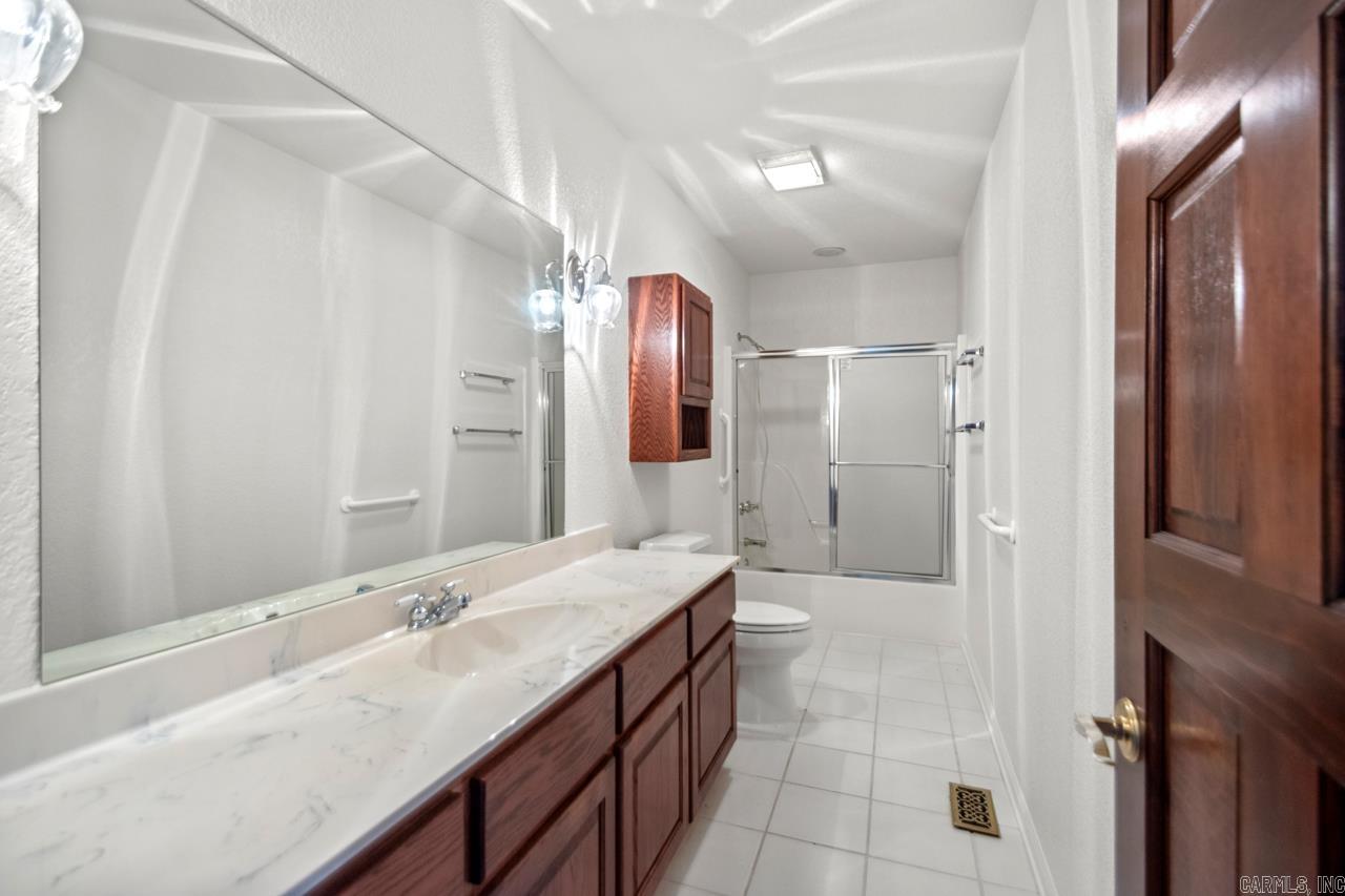 33  Ponferrada  Hot Springs Village, AR