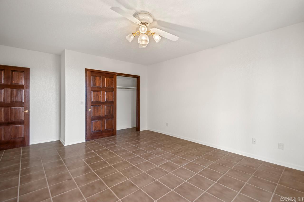 33  Ponferrada  Hot Springs Village, AR