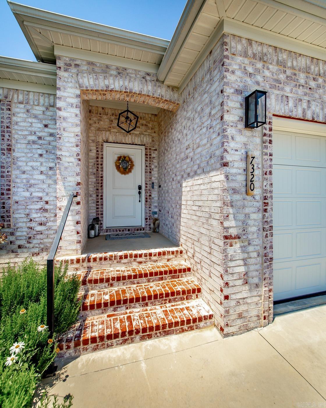 7320  Stonehenge  Jacksonville, AR
