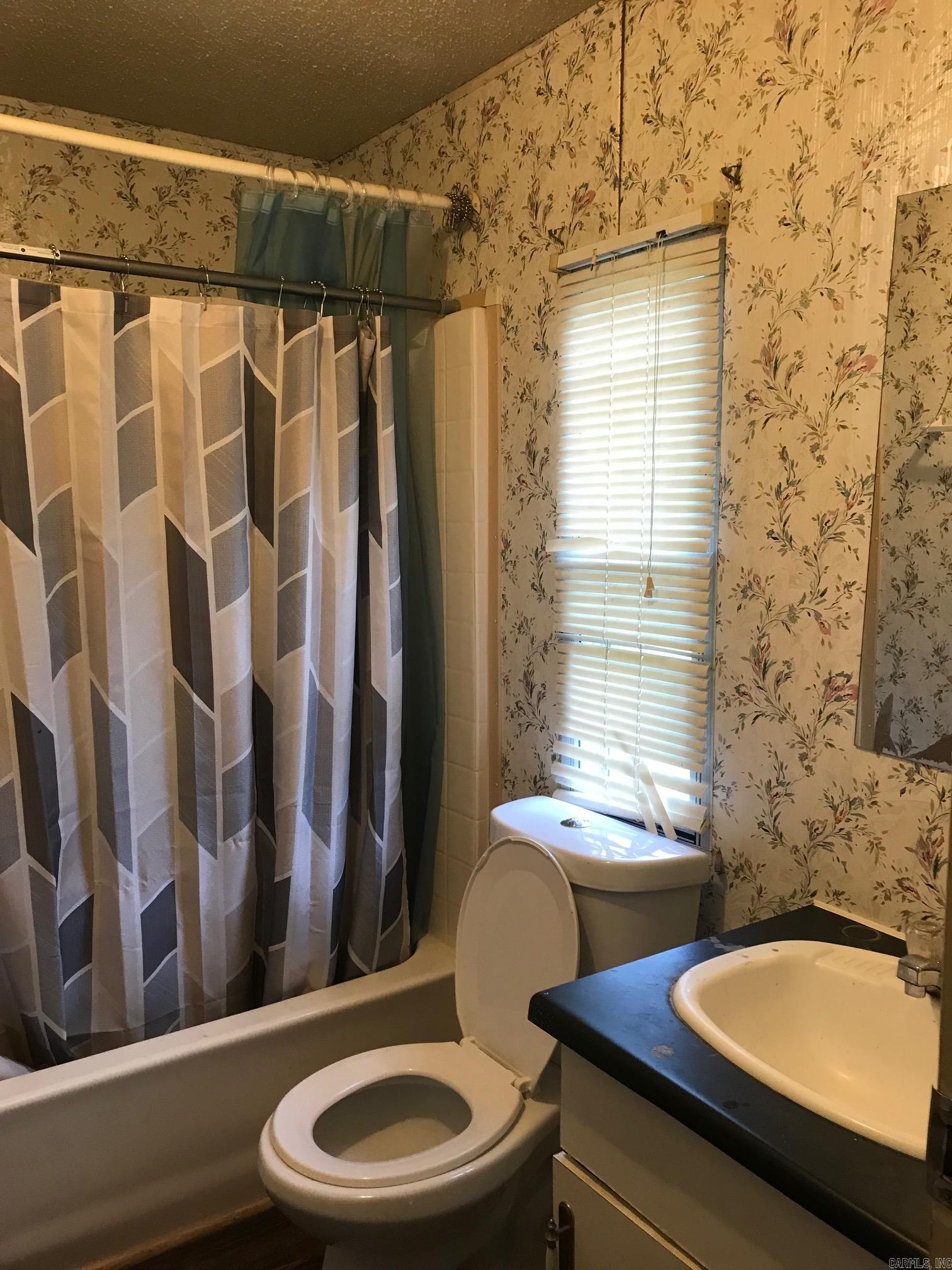 167 E Main  Lockesburg, AR