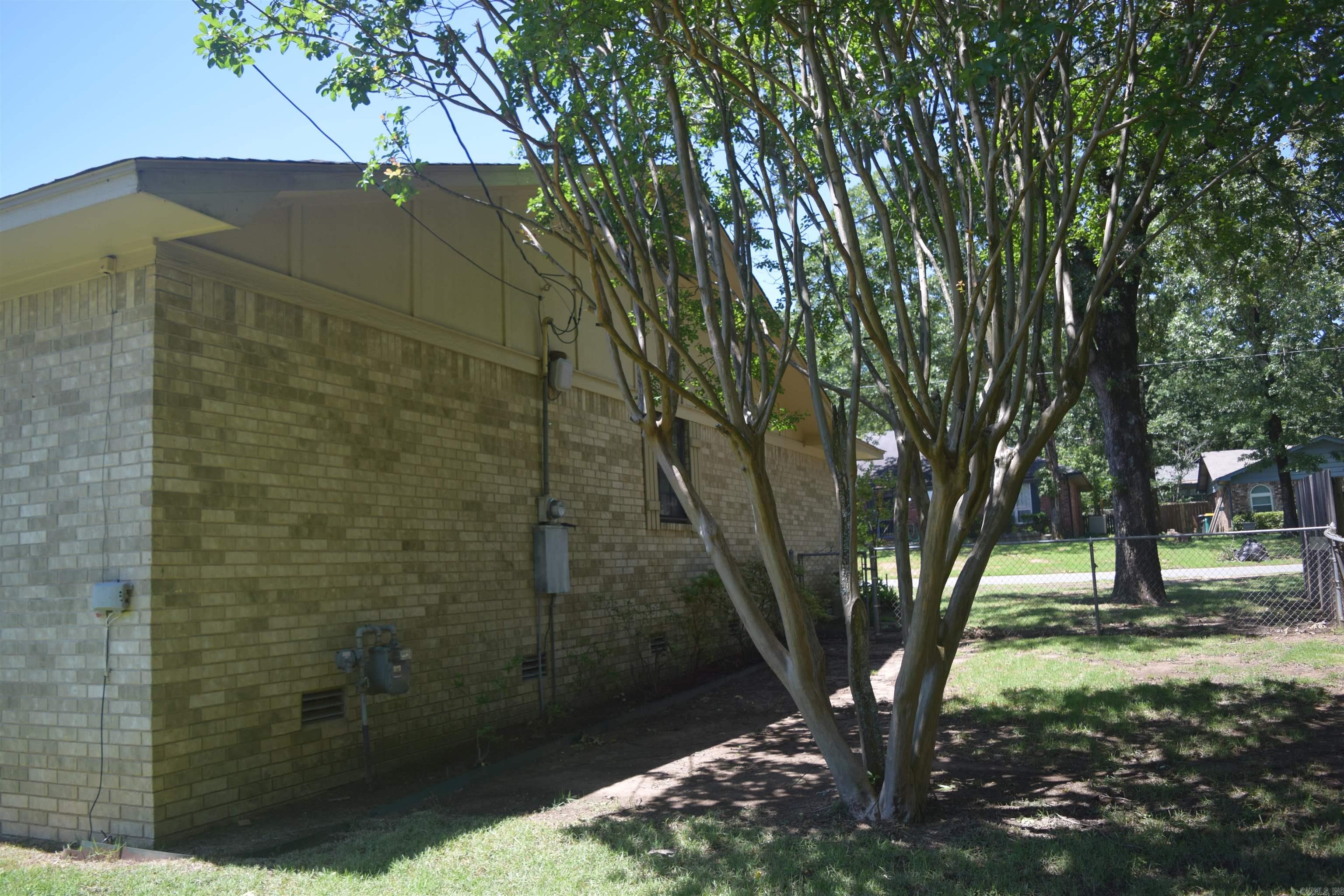 206  Beaconsfield  Sherwood, AR