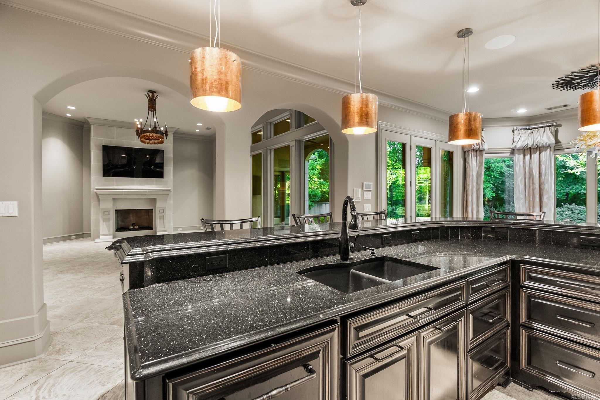 21  La Scala Court  Little Rock, AR