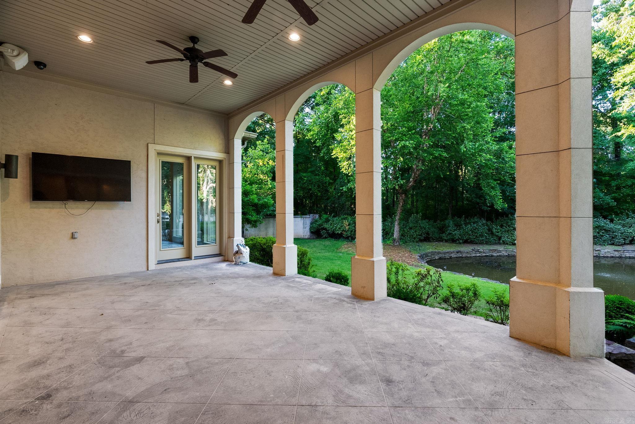21  La Scala Court  Little Rock, AR