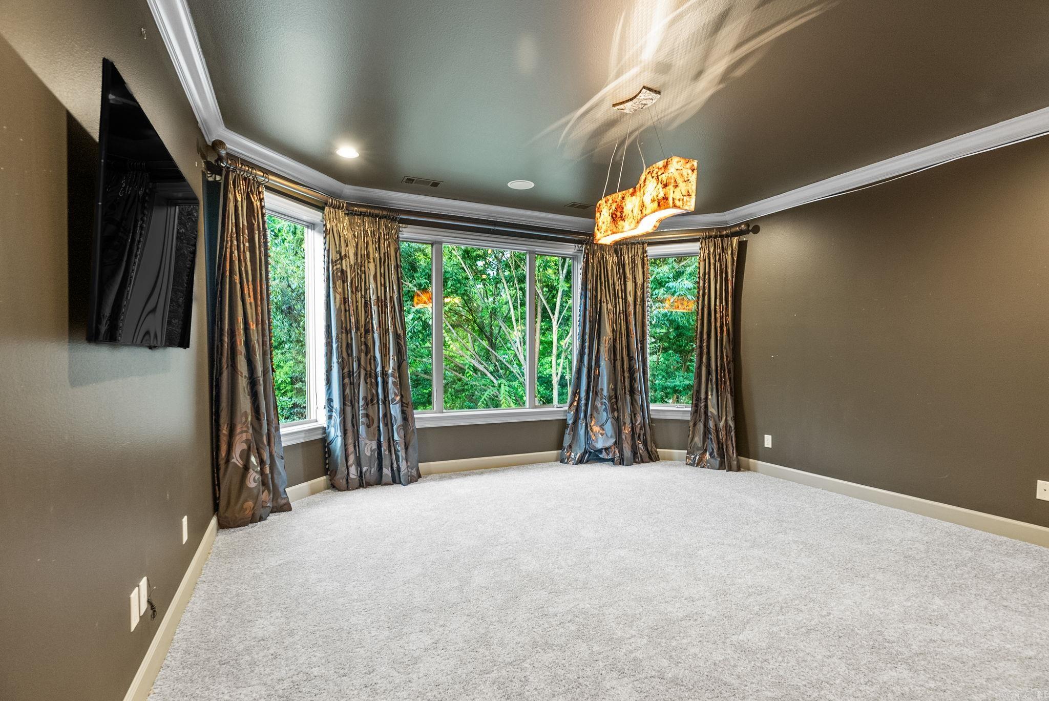 21  La Scala Court  Little Rock, AR