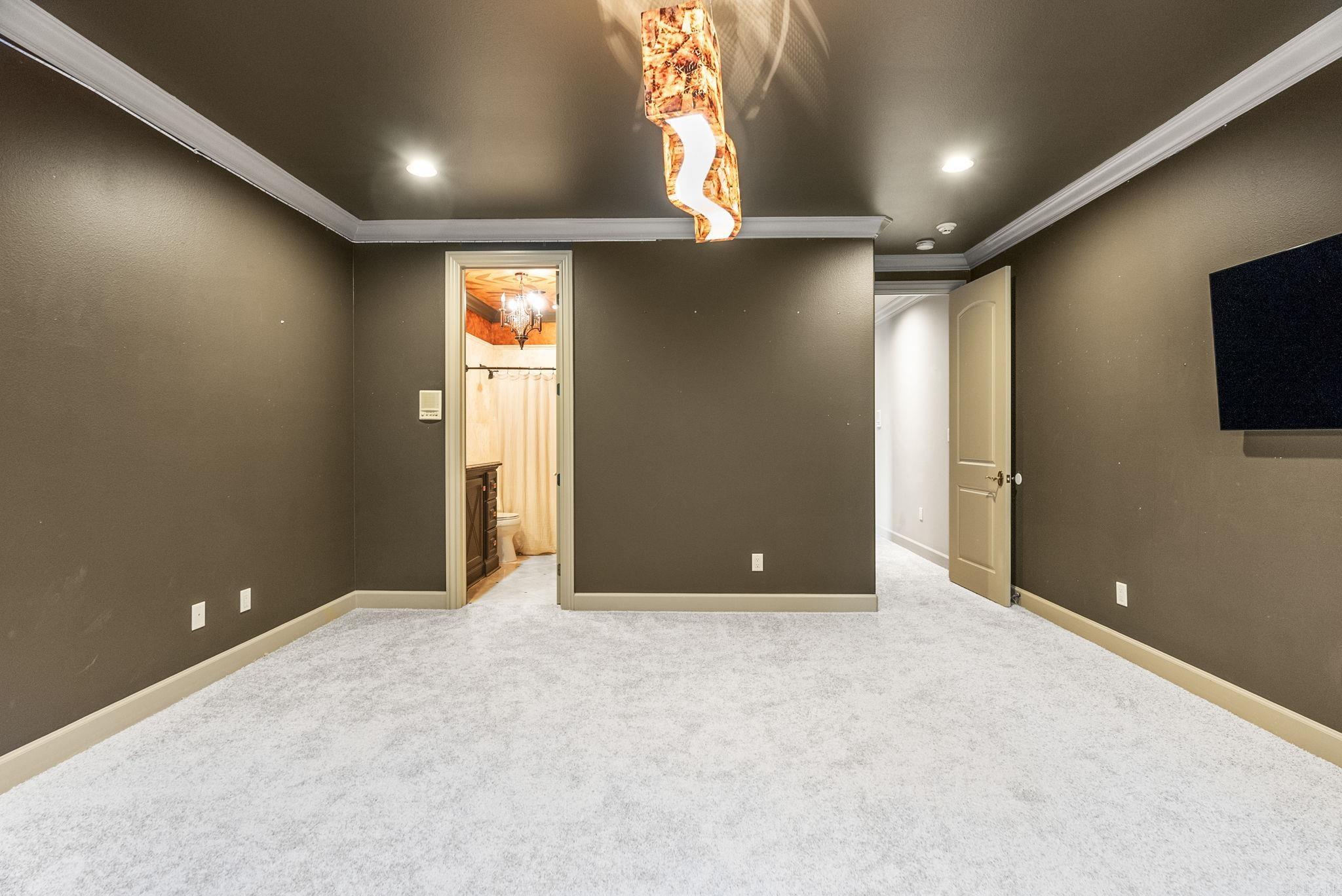 21  La Scala Court  Little Rock, AR