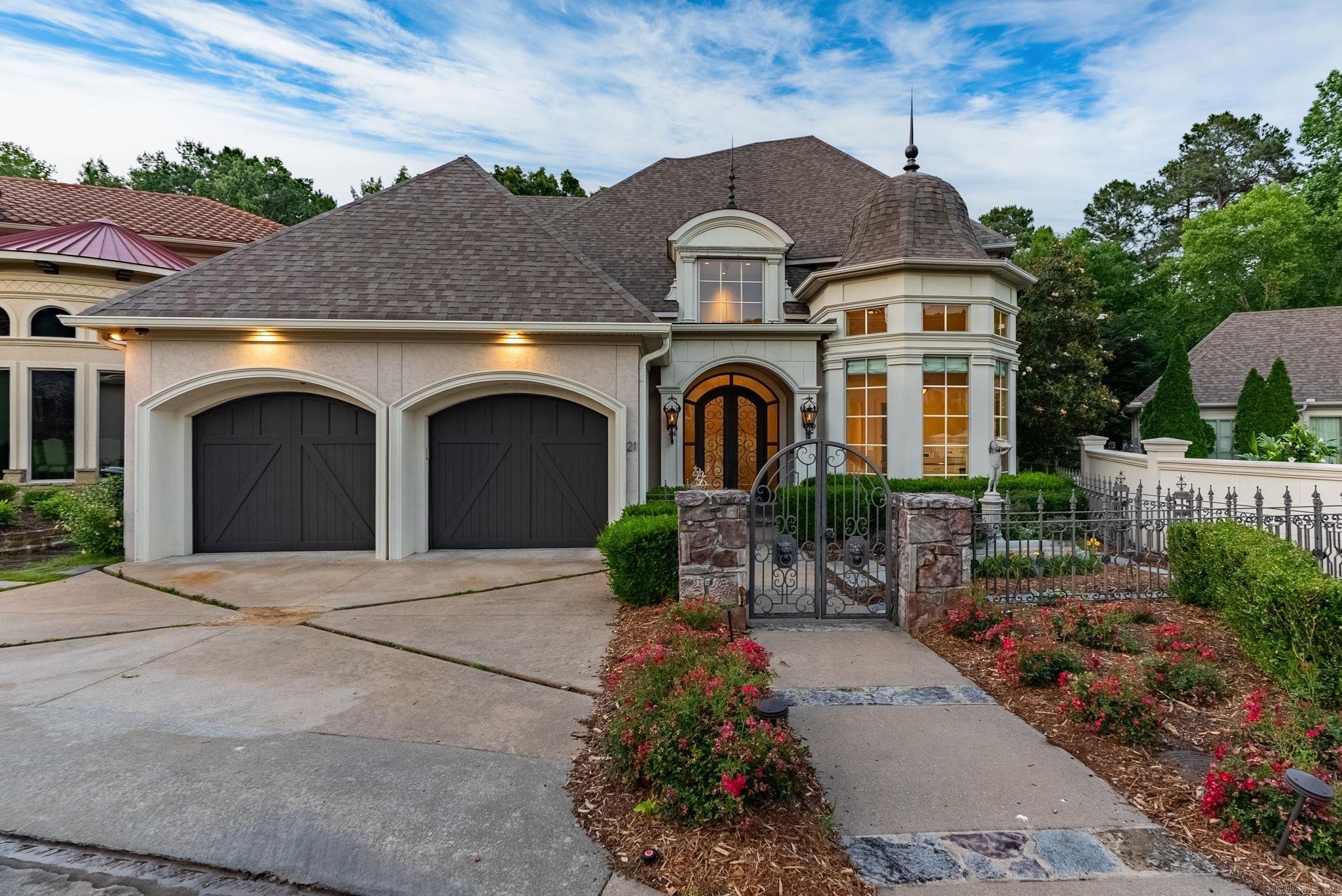21  La Scala Court  Little Rock, AR