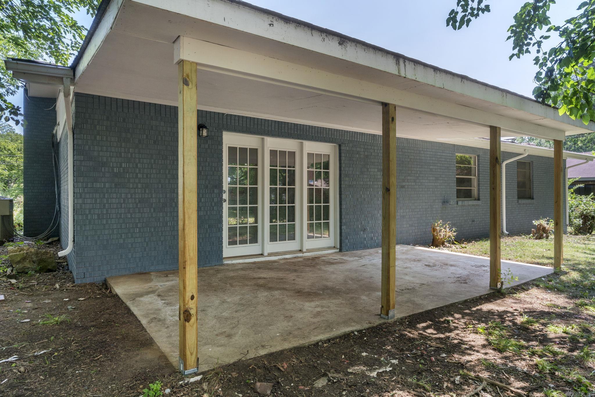 605 N West  Morrilton, AR