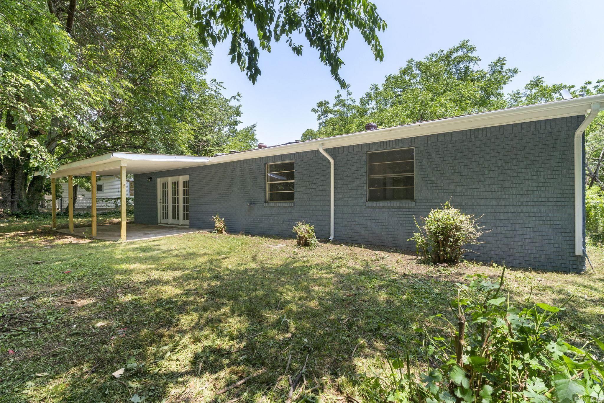 605 N West  Morrilton, AR