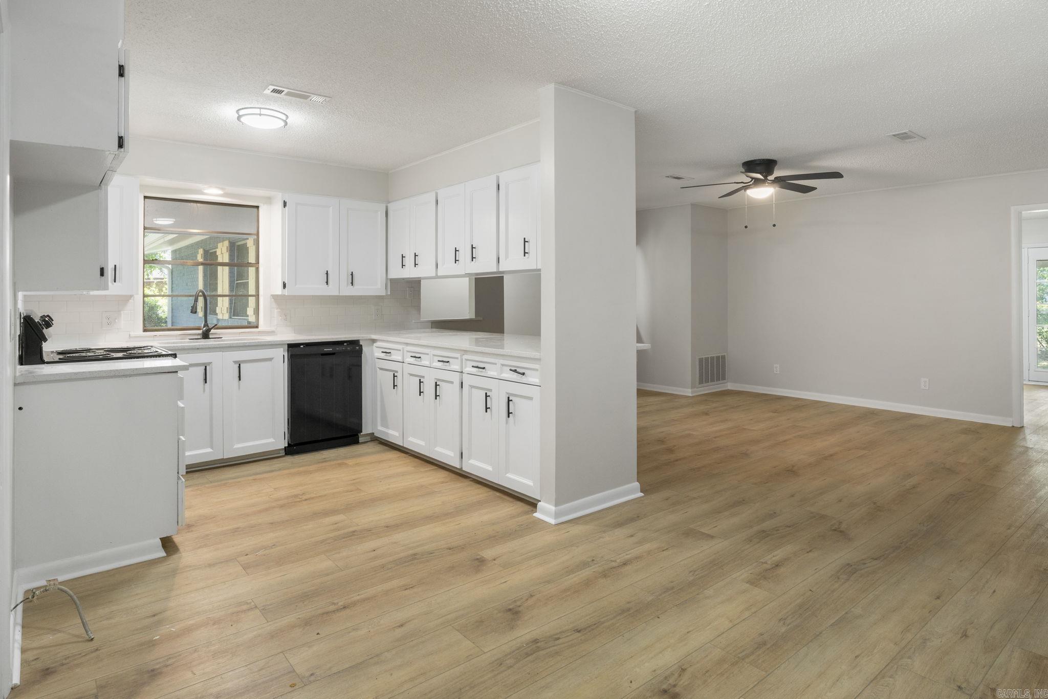 605 N West  Morrilton, AR