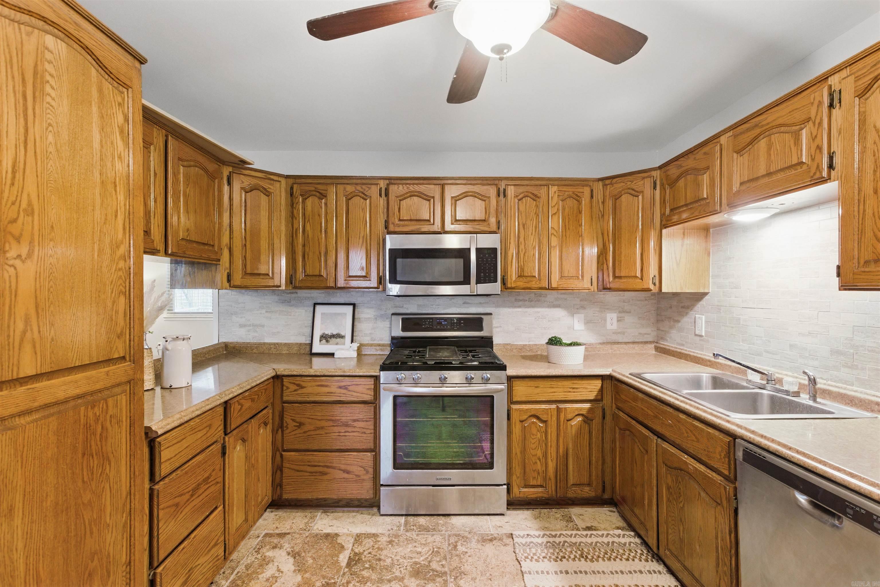 10626  Pineview Dr  Mabelvale, AR