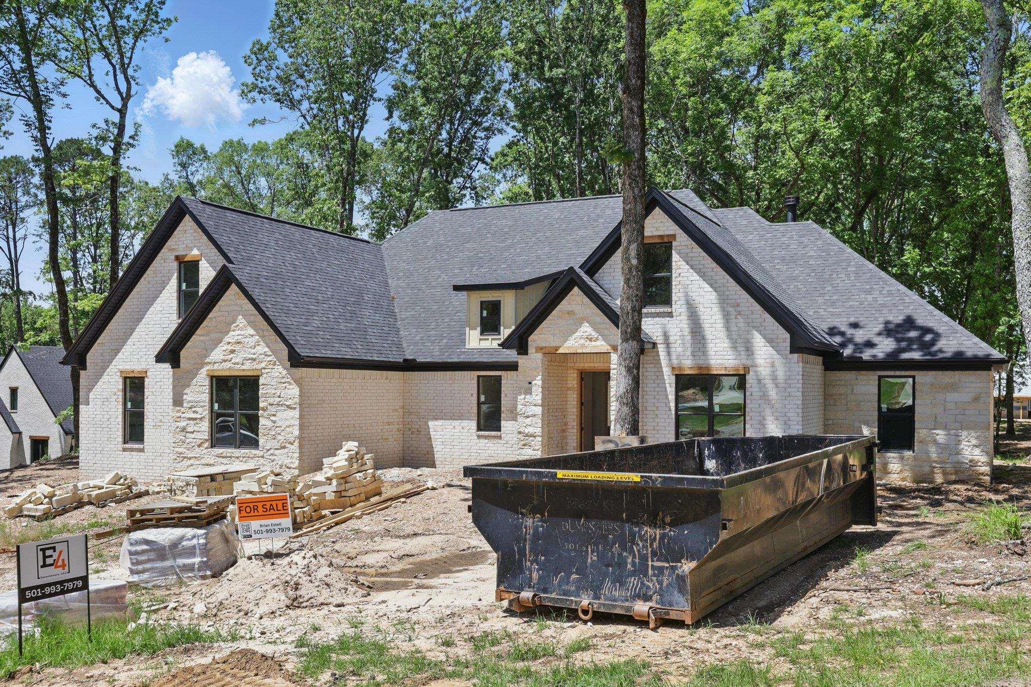 301  Abrielle  Benton, AR