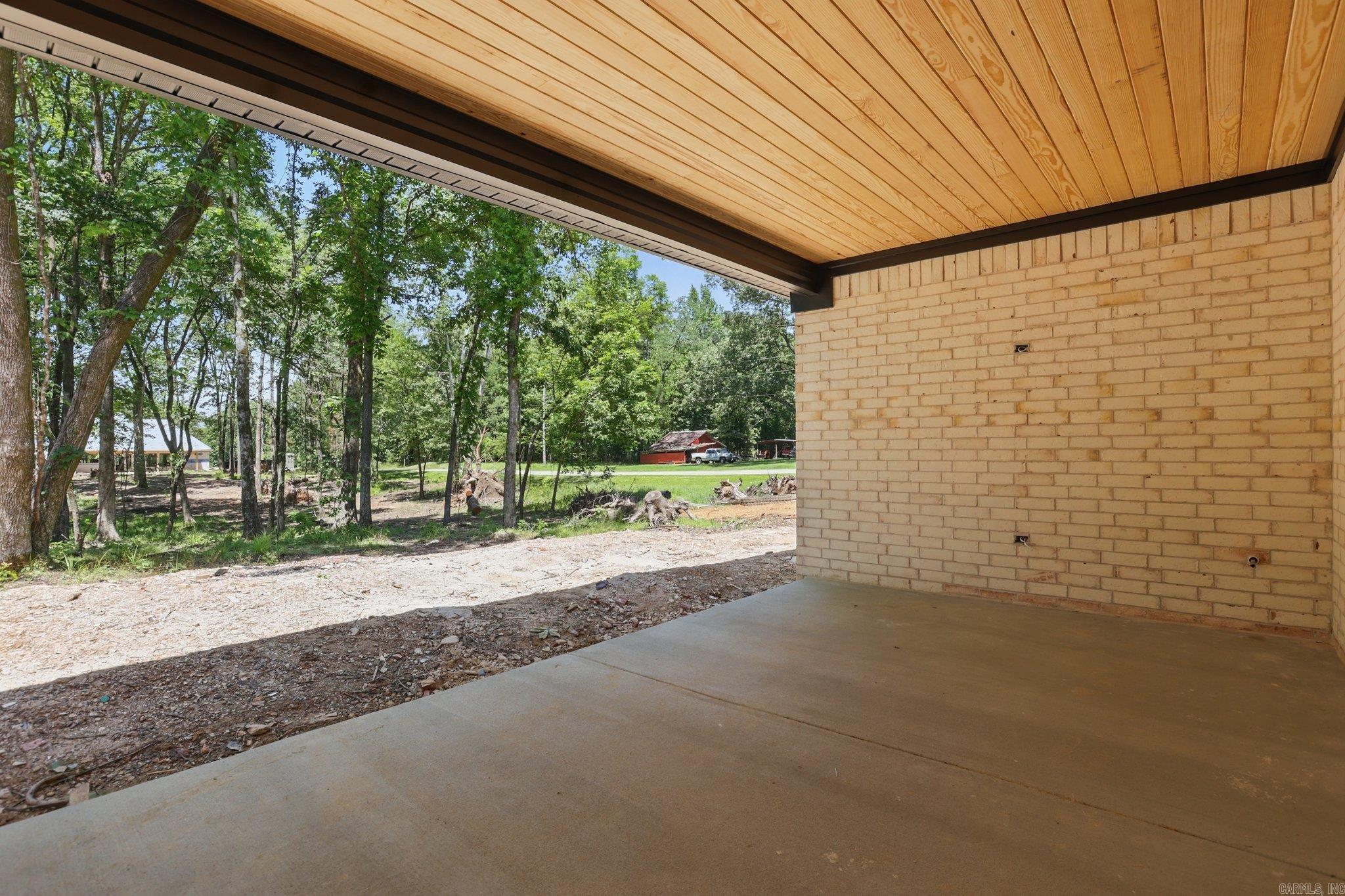 301  Abrielle  Benton, AR