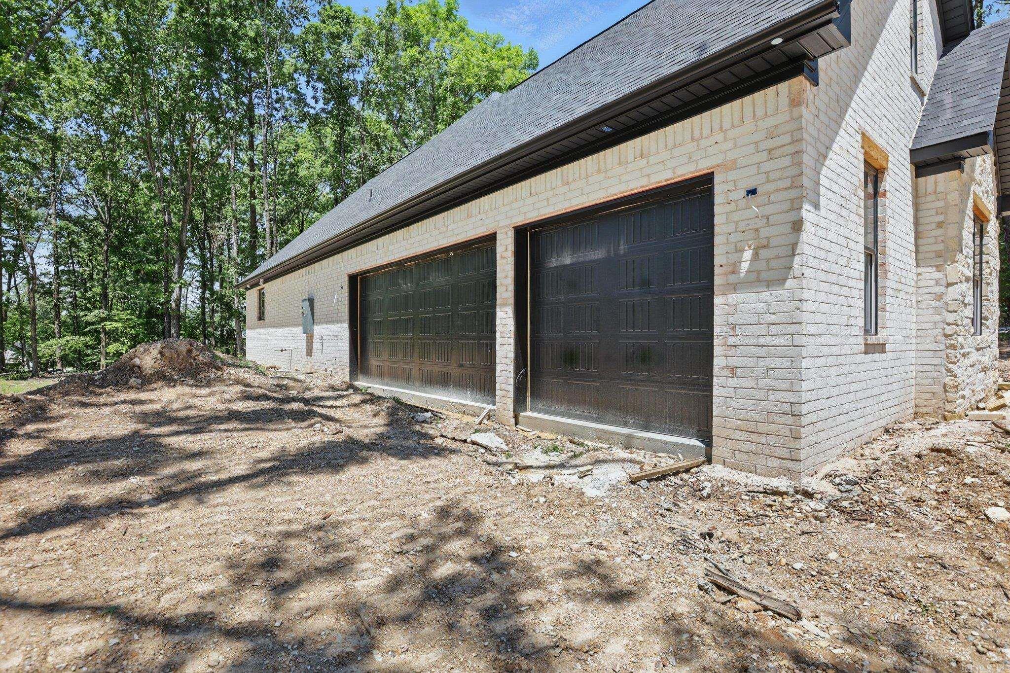 301  Abrielle  Benton, AR