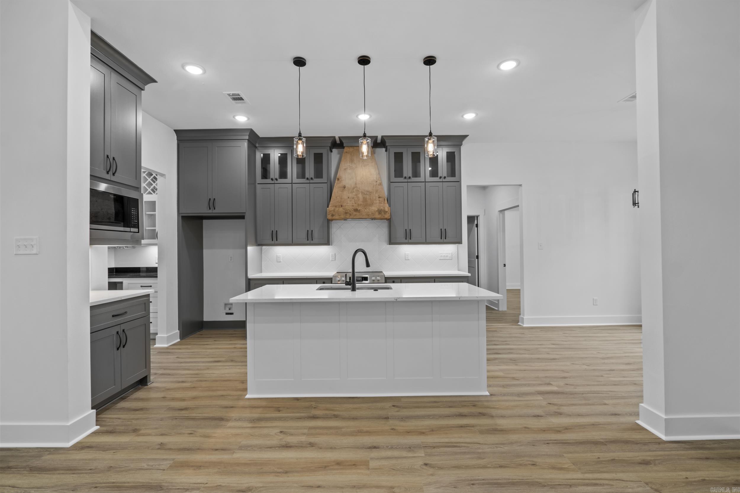 27  Denali  Cabot, AR