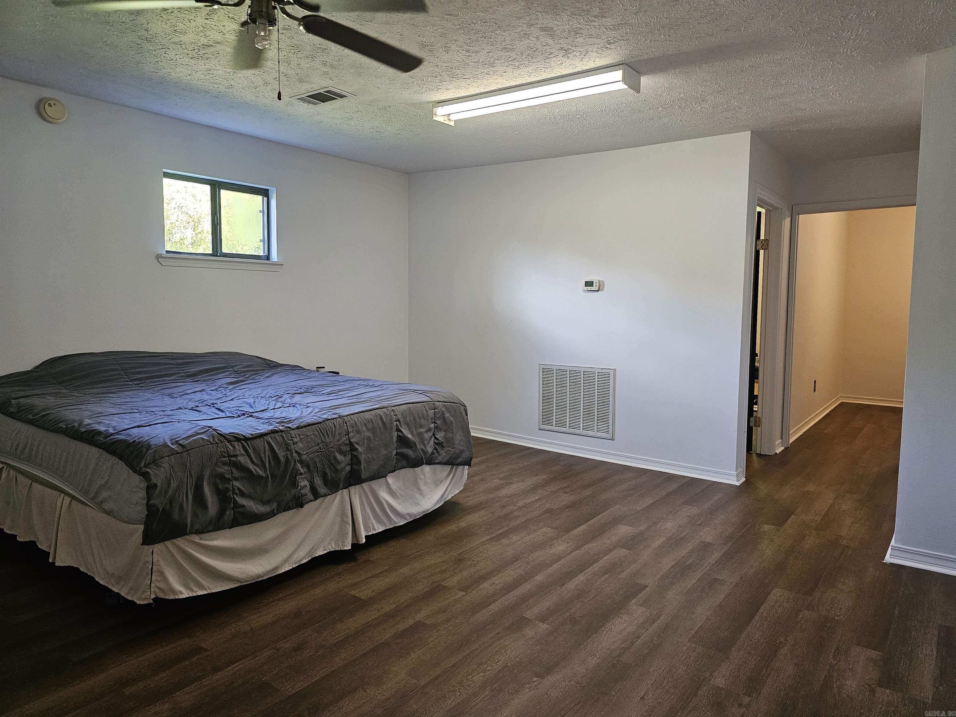 189  Pine St.  Clinton, AR