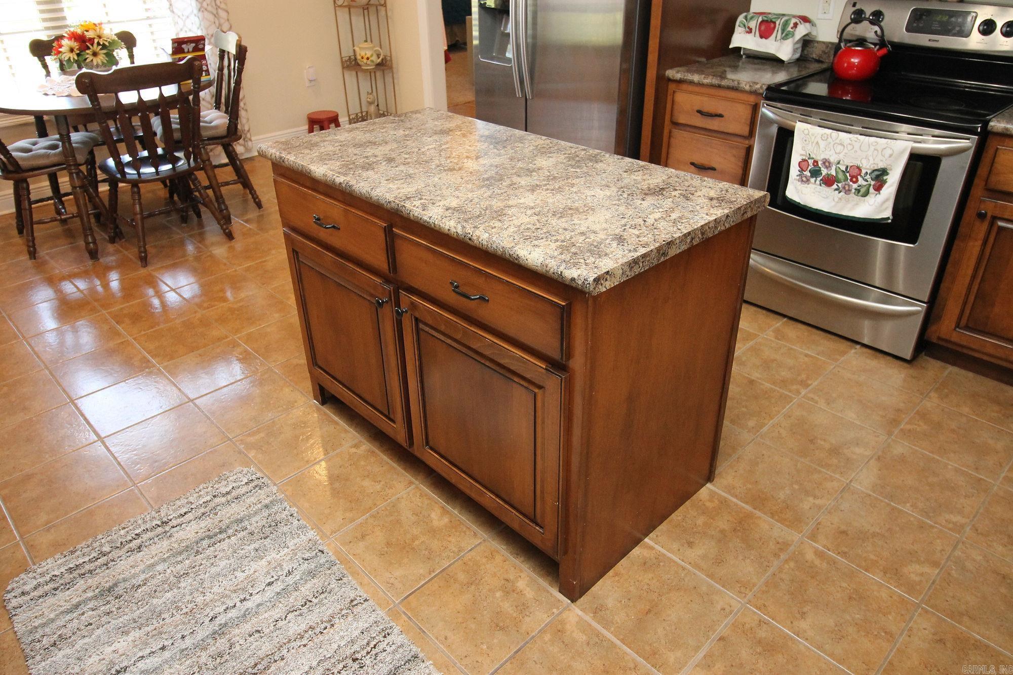 5005  S. 28th Street  Paragould, AR