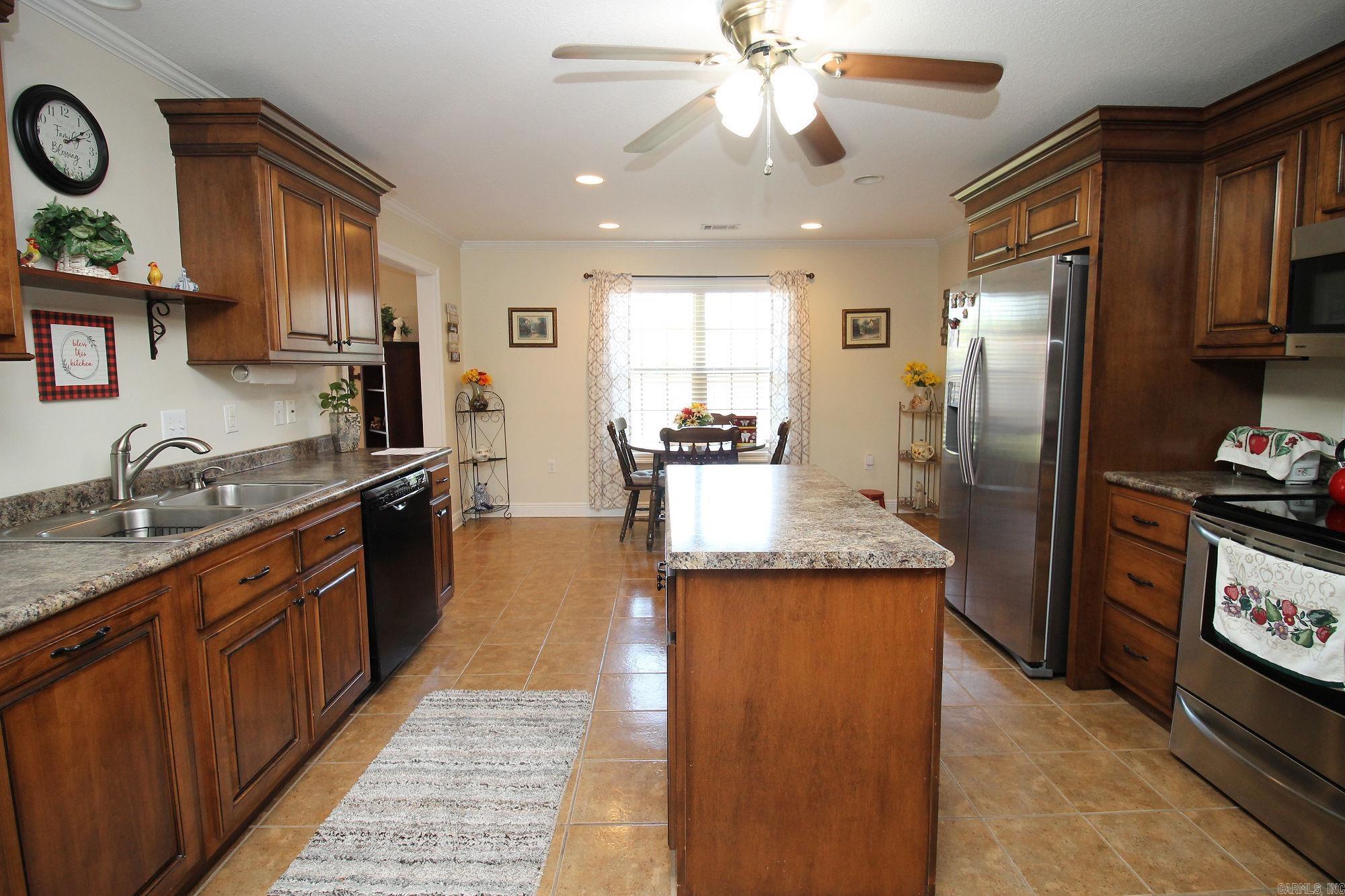 5005  S. 28th Street  Paragould, AR