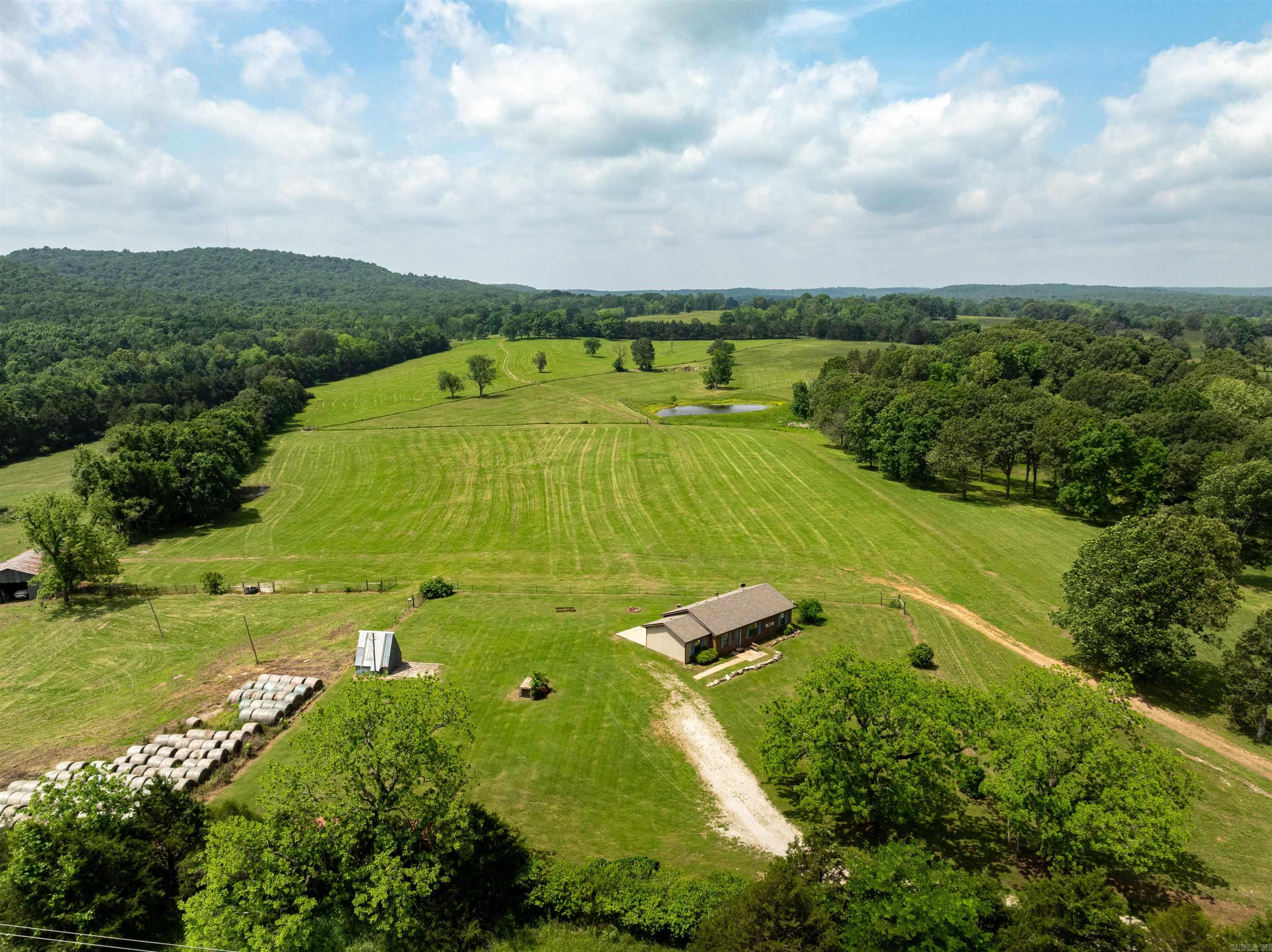 1237  AR Hwy 354  Ash Flat, AR