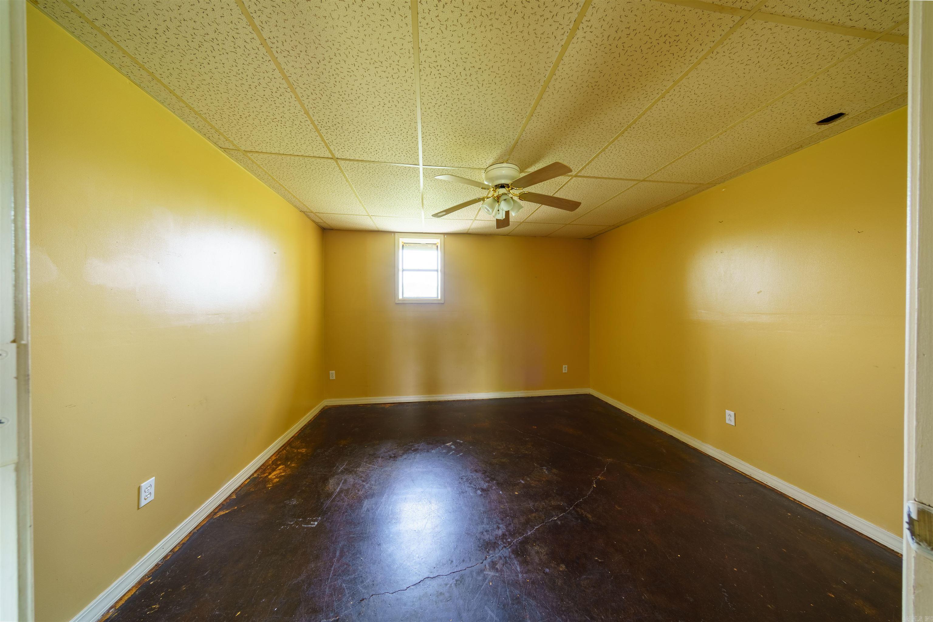 1237  AR Hwy 354  Ash Flat, AR