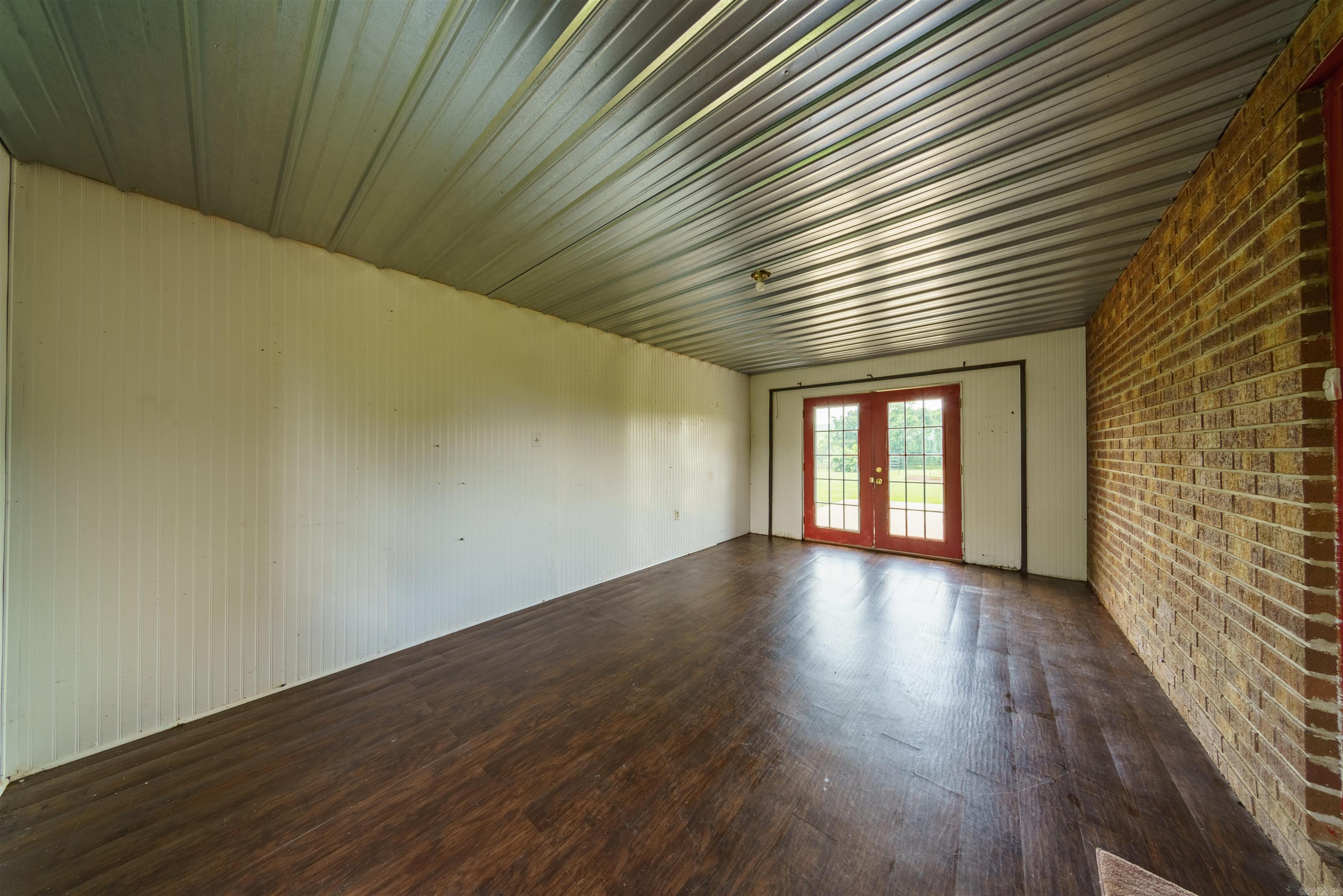 1237  AR Hwy 354  Ash Flat, AR
