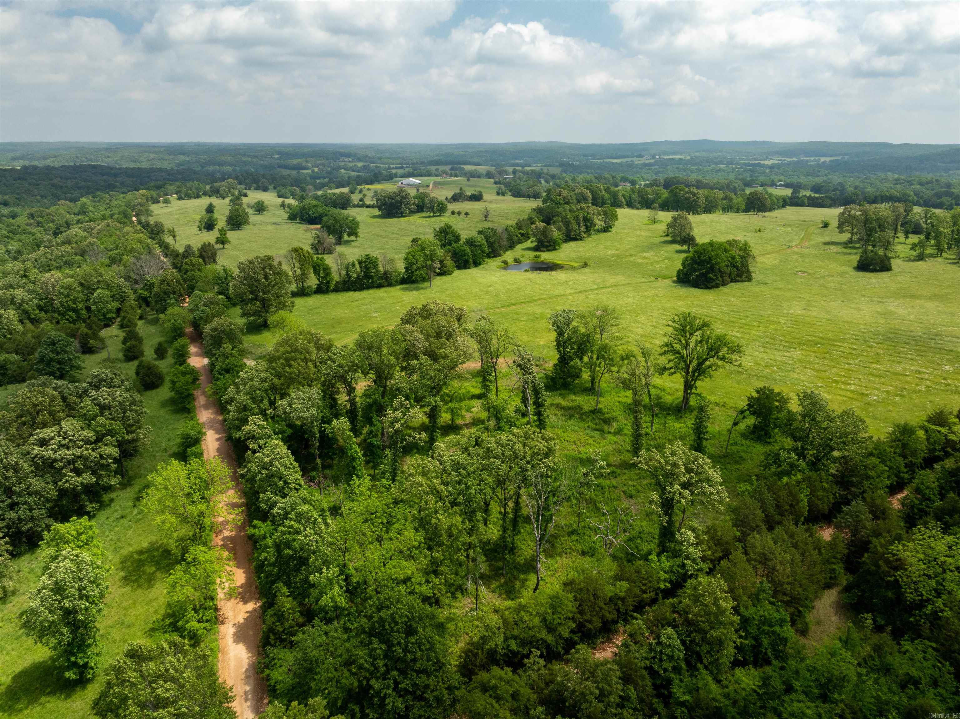 1237  AR Hwy 354  Ash Flat, AR