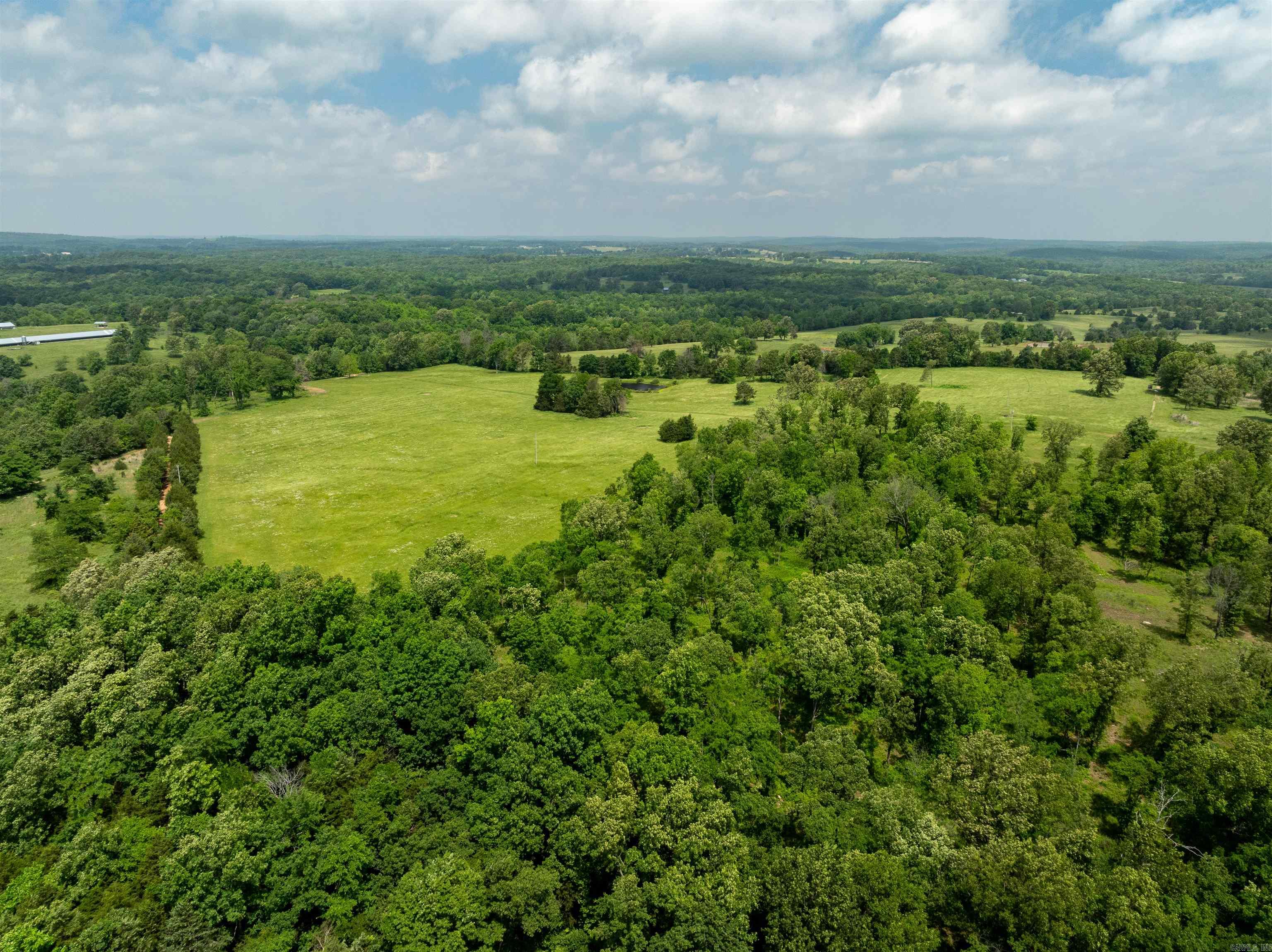 1237  AR Hwy 354  Ash Flat, AR