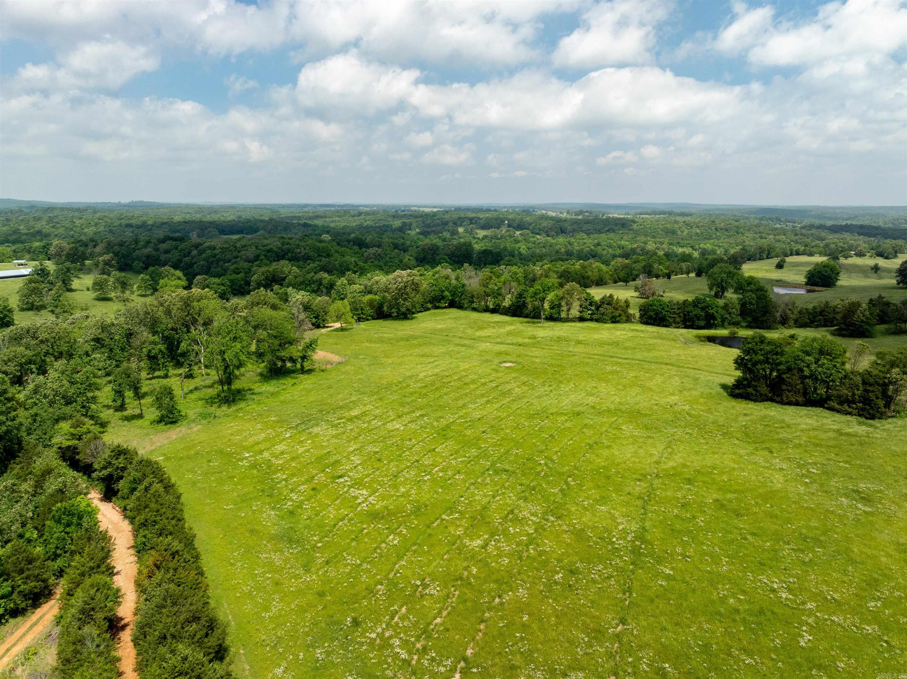 1237  AR Hwy 354  Ash Flat, AR