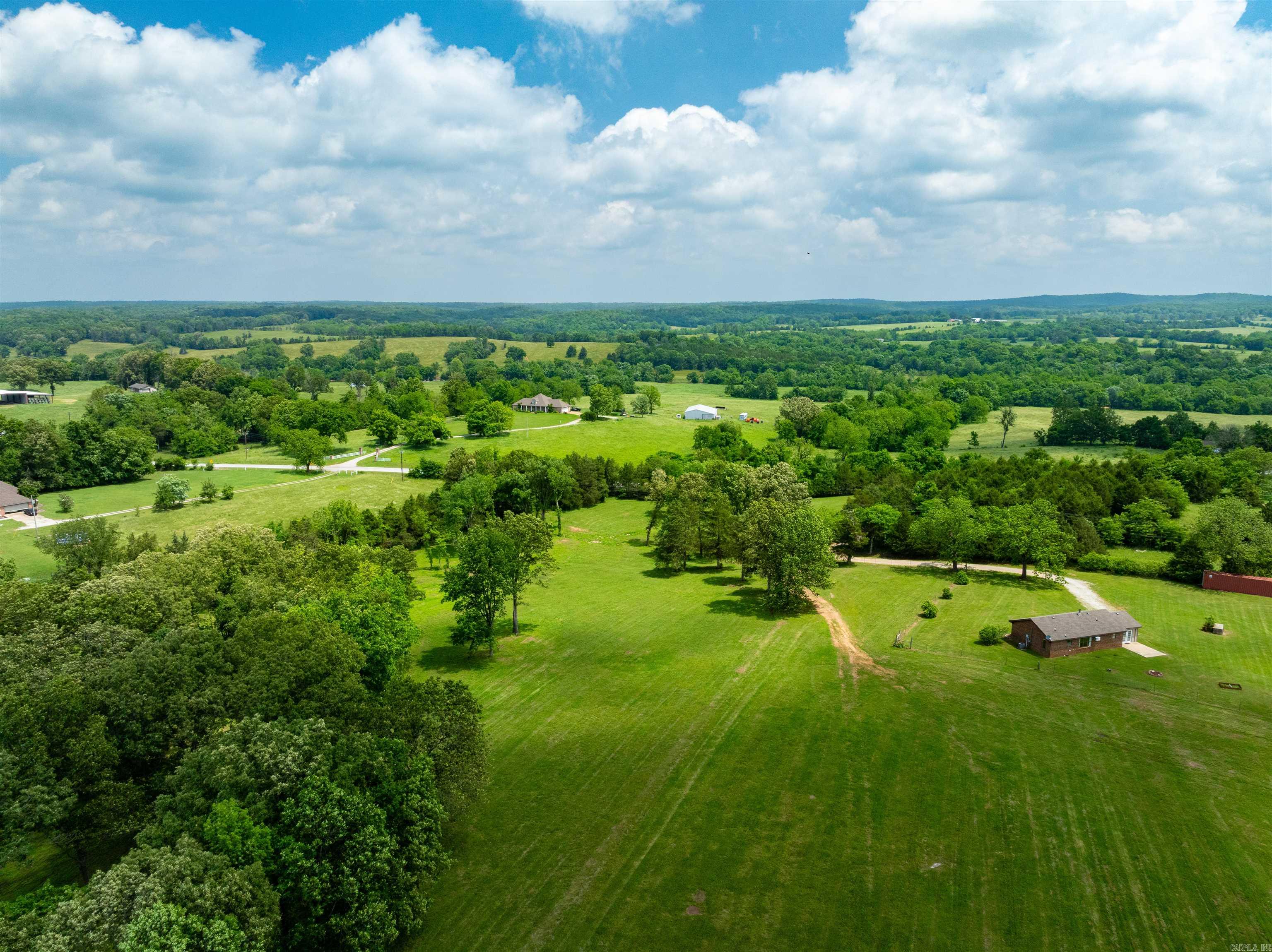 1237  AR Hwy 354  Ash Flat, AR