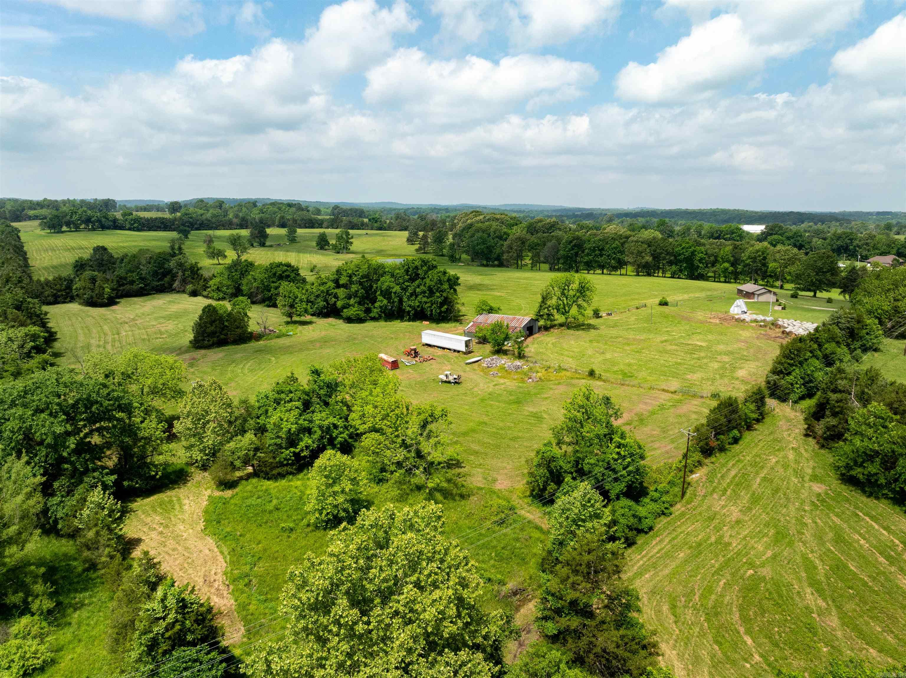 1237  AR Hwy 354  Ash Flat, AR