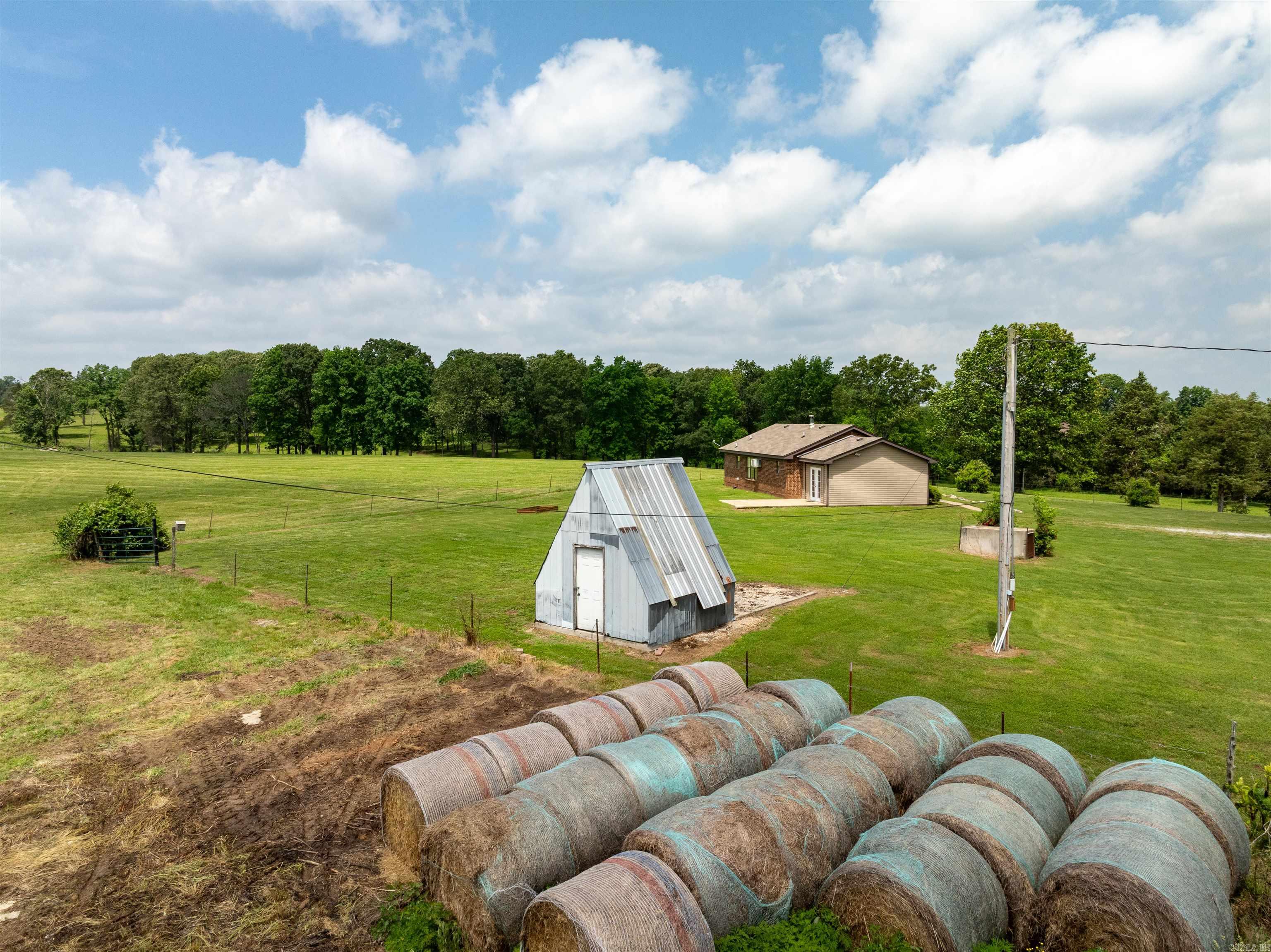 1237  AR Hwy 354  Ash Flat, AR
