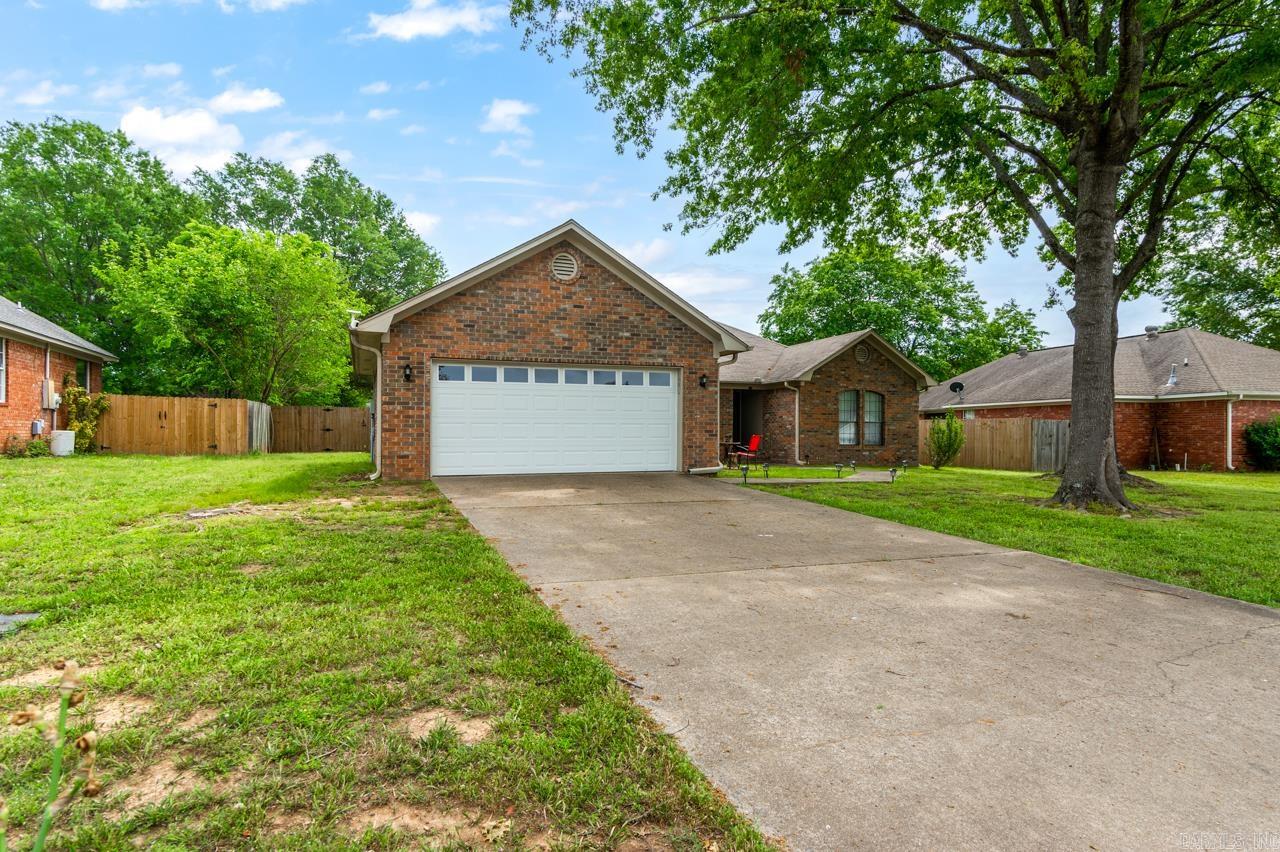 2130  Maplewood Dr  Conway, AR