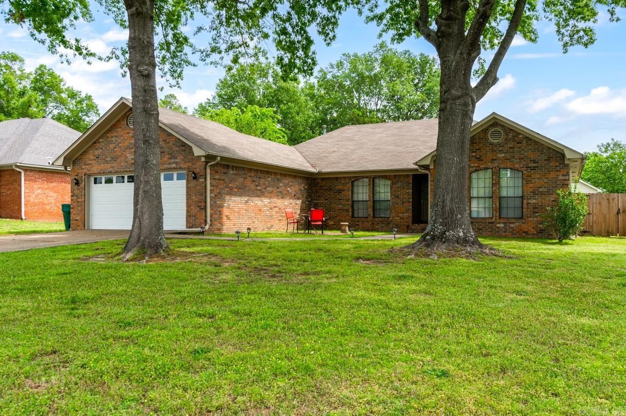 2130  Maplewood Dr  Conway, AR