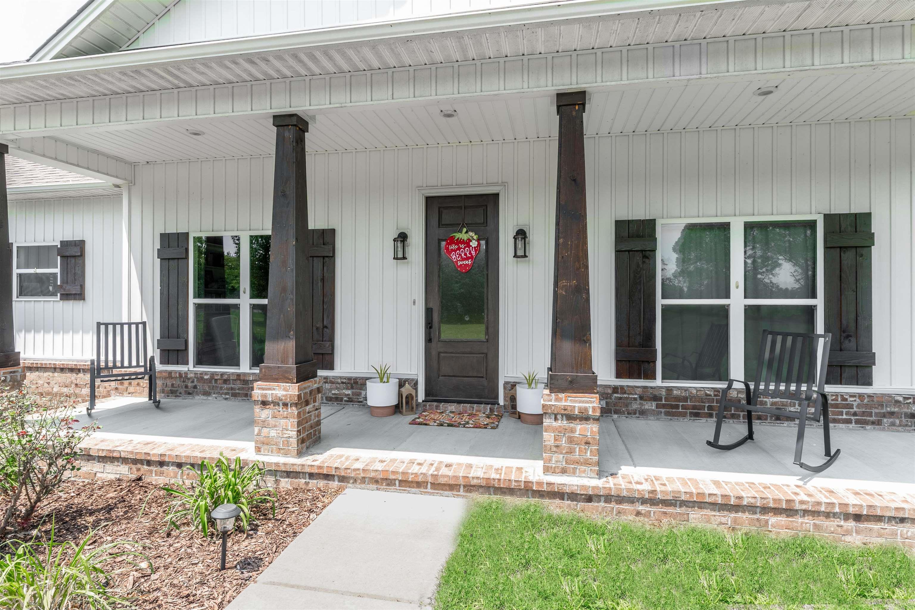 14  Crystal  Greenbrier, AR