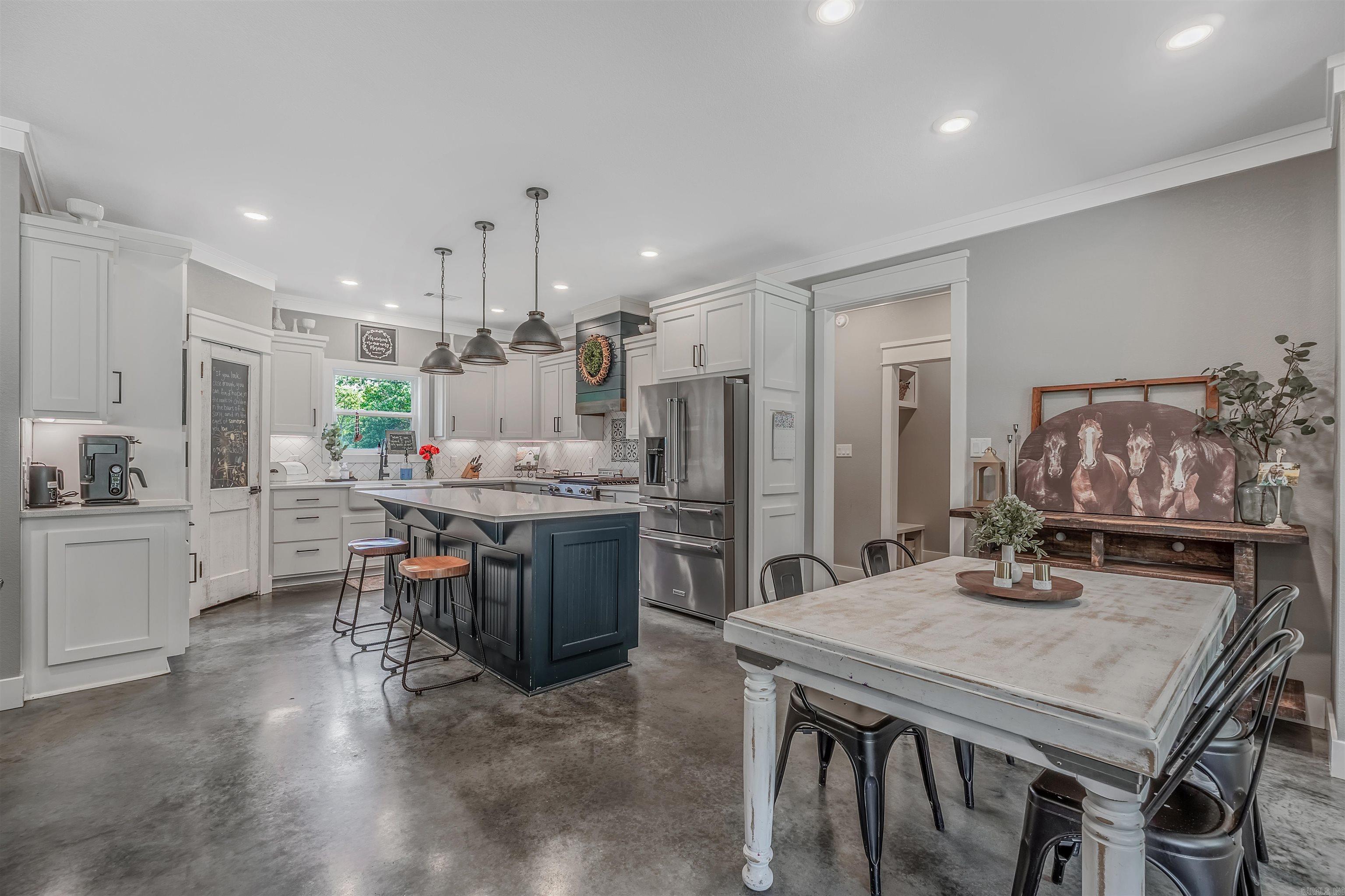 14  Crystal  Greenbrier, AR