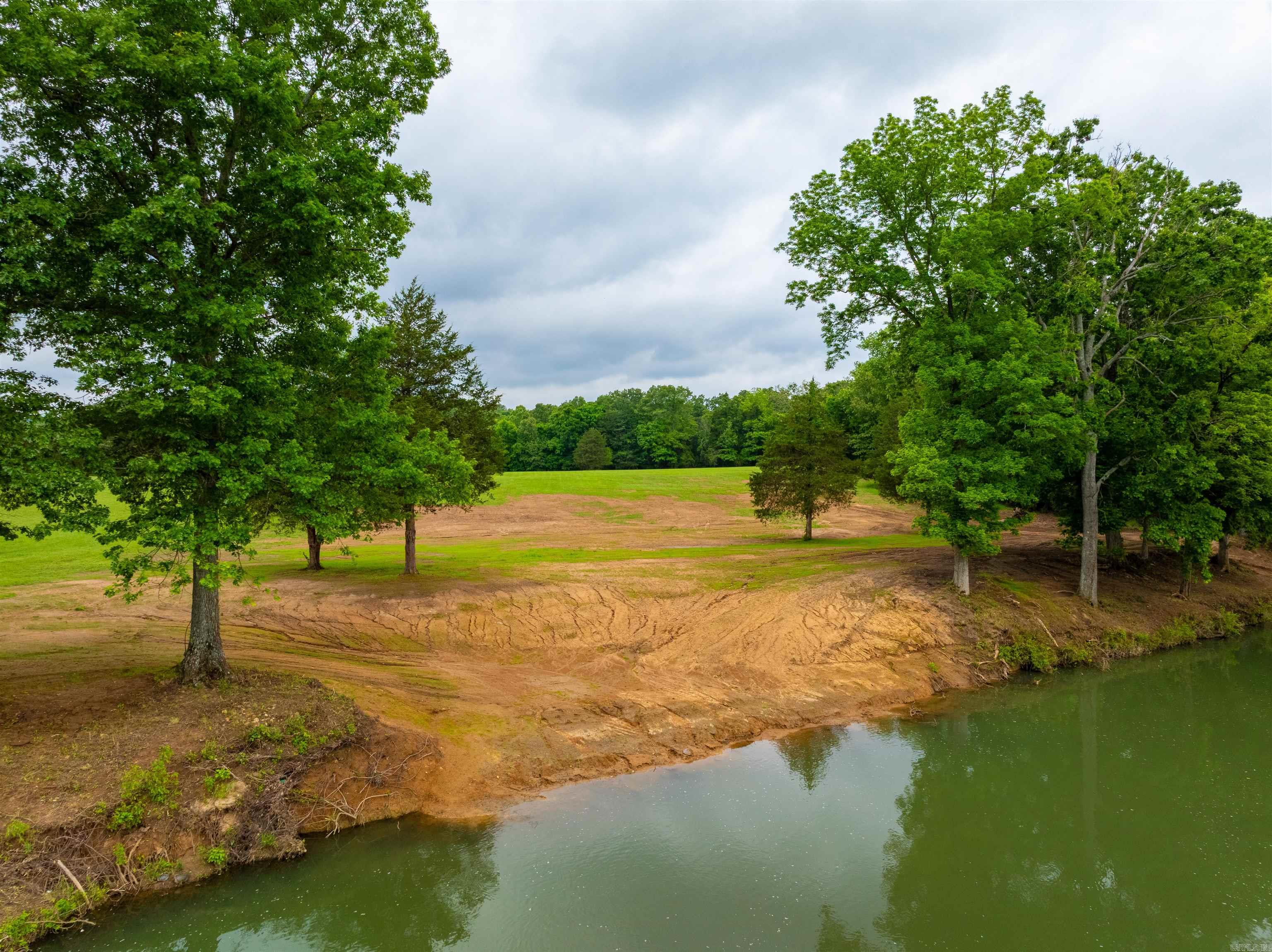 169  Spring Ave  Hardy, AR