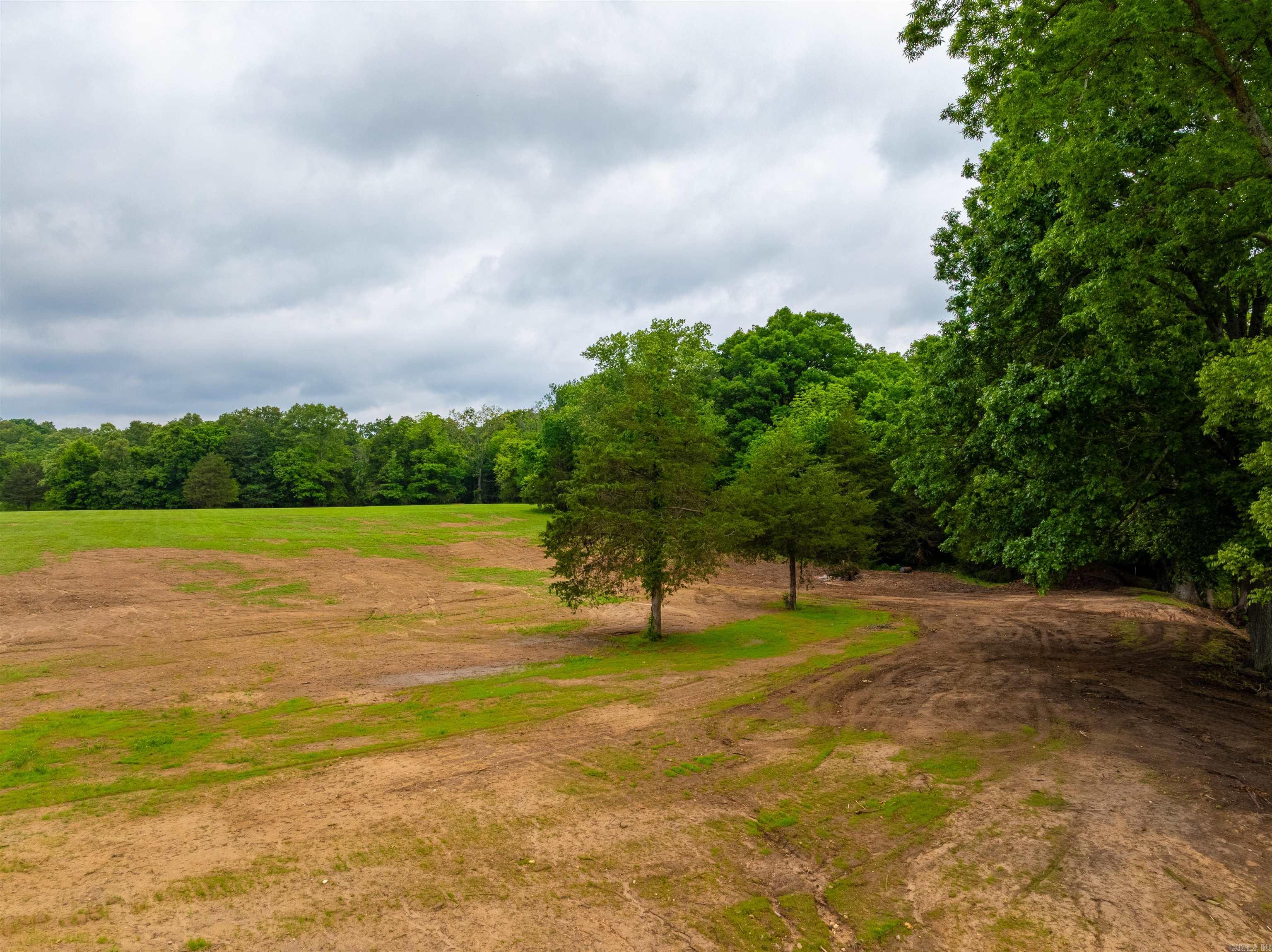 169  Spring Ave  Hardy, AR
