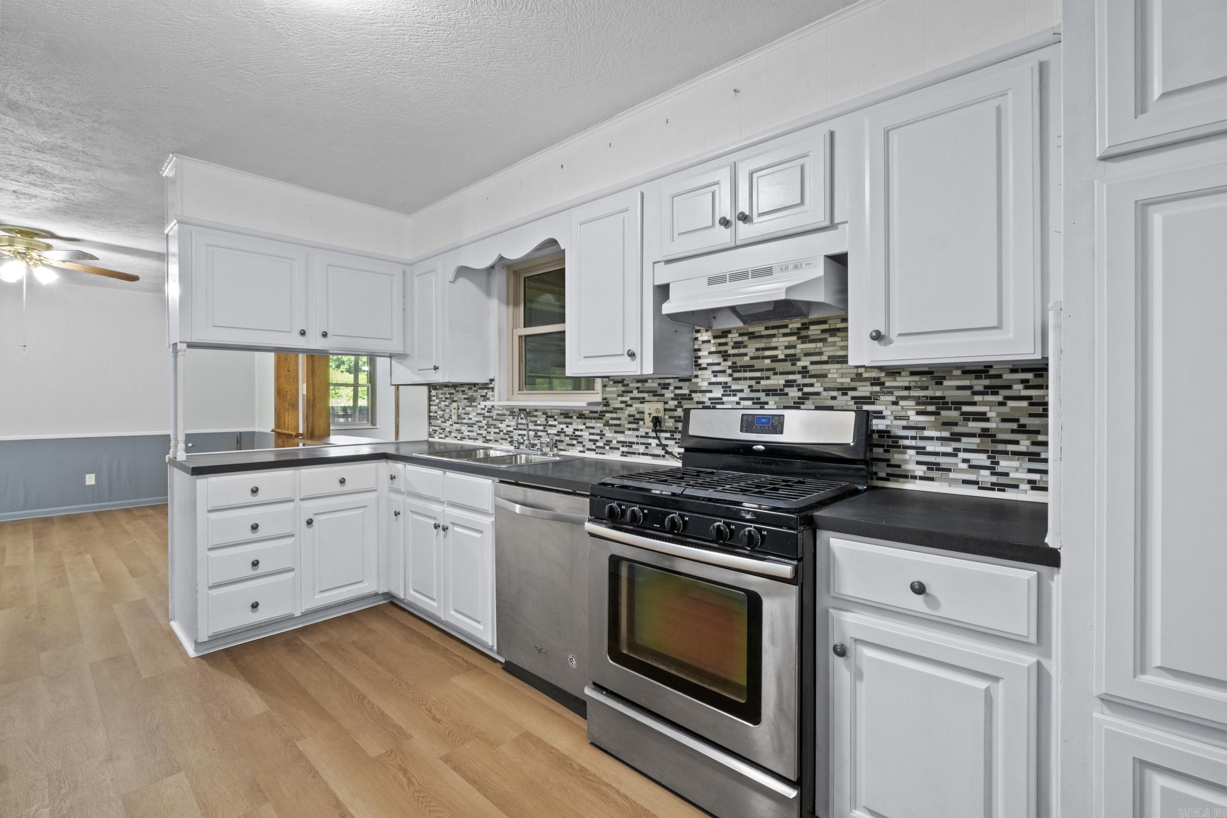10  Bauer Dr  Sherwood, AR