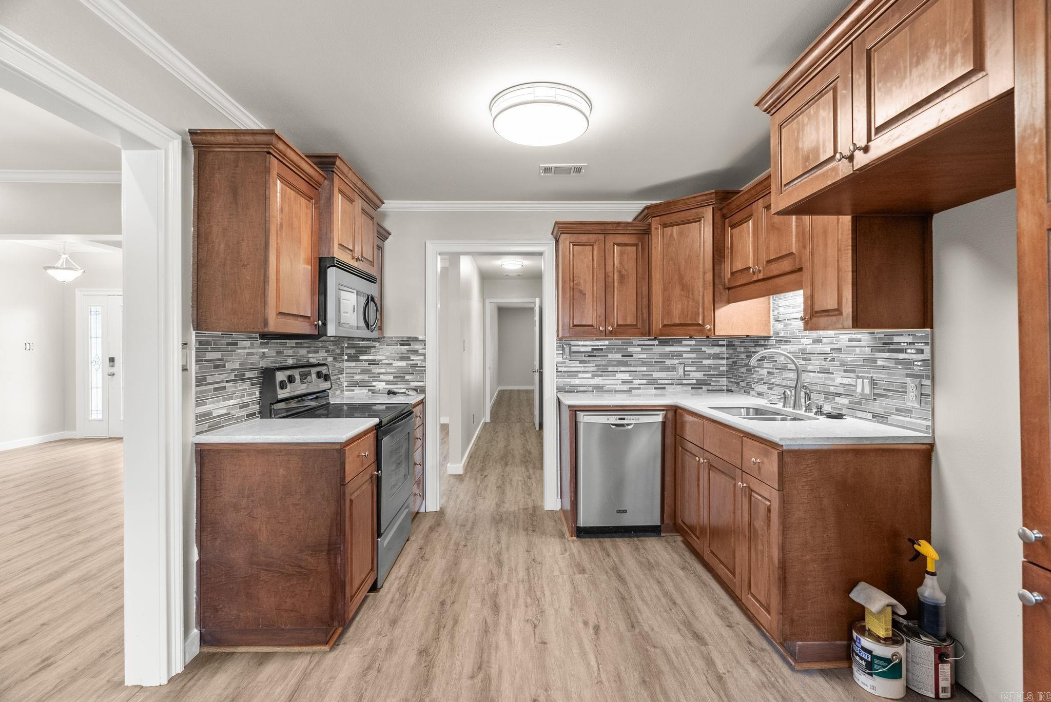 8001  Mars Hill  Bauxite, AR