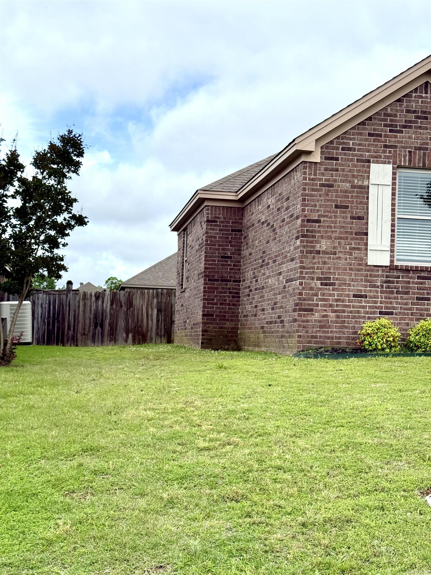 604  Samuel Loyce  Searcy, AR
