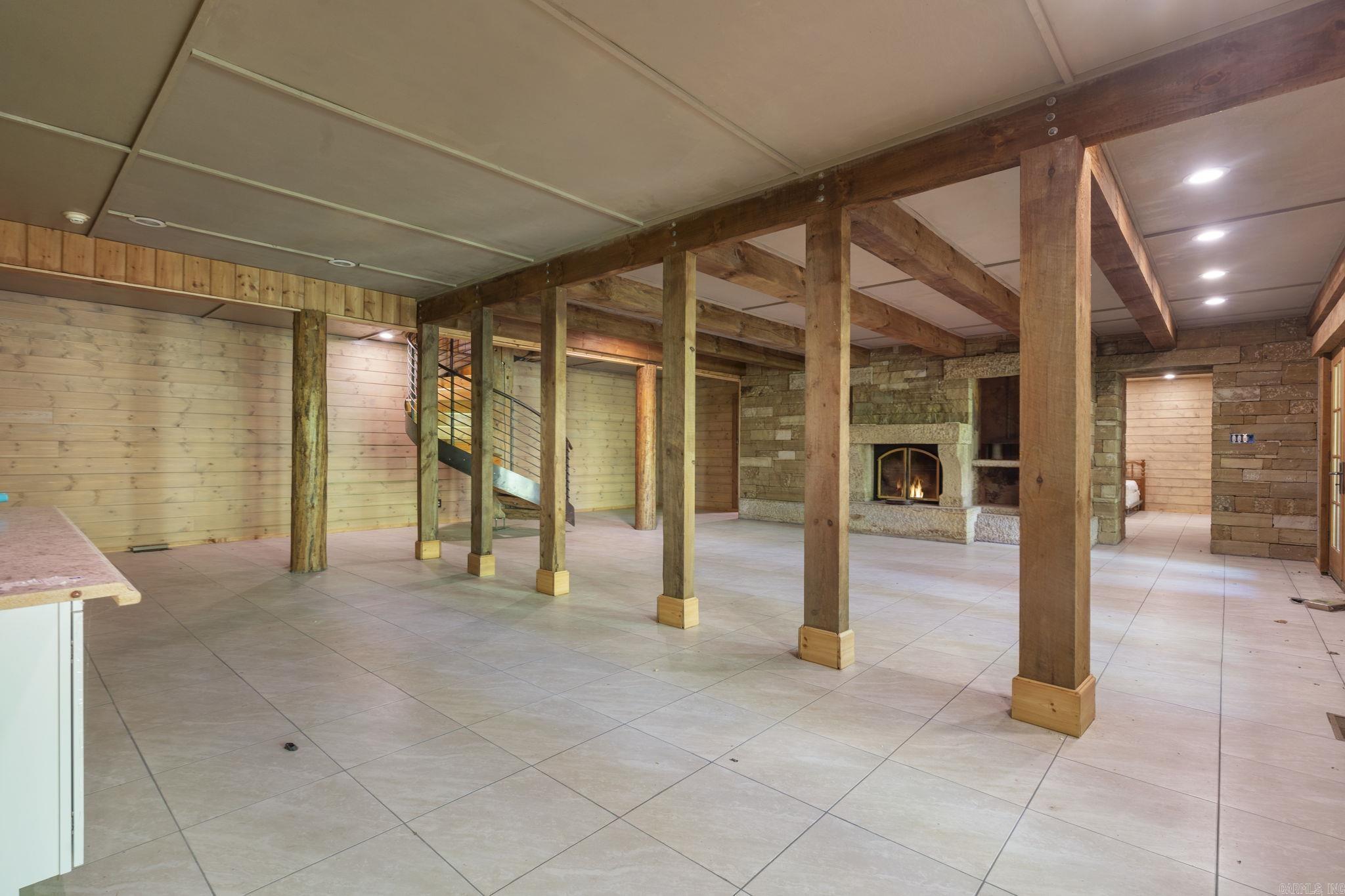 10836  Bray  Elkins, AR