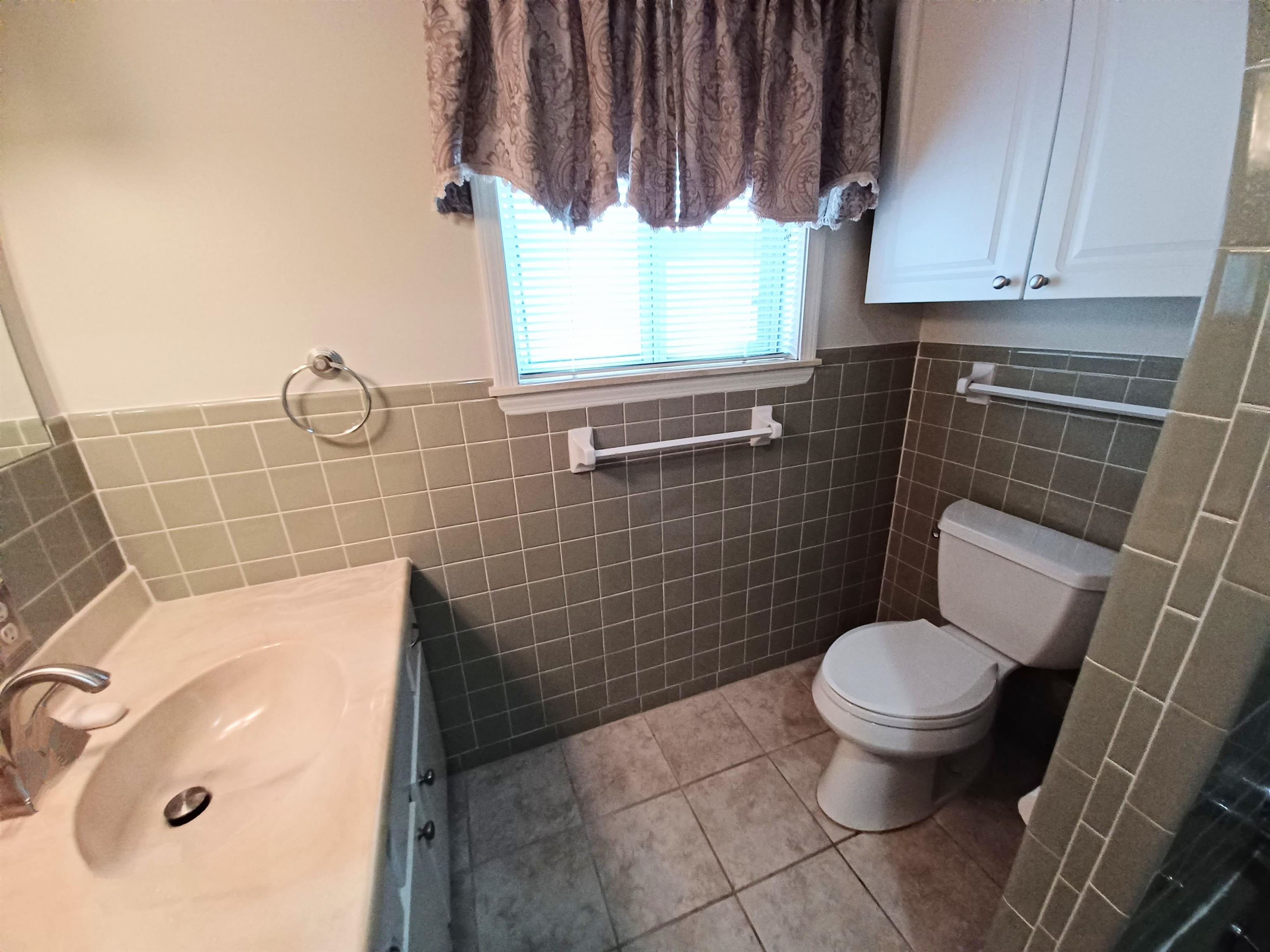 308  Parliament  Horseshoe Bend, AR