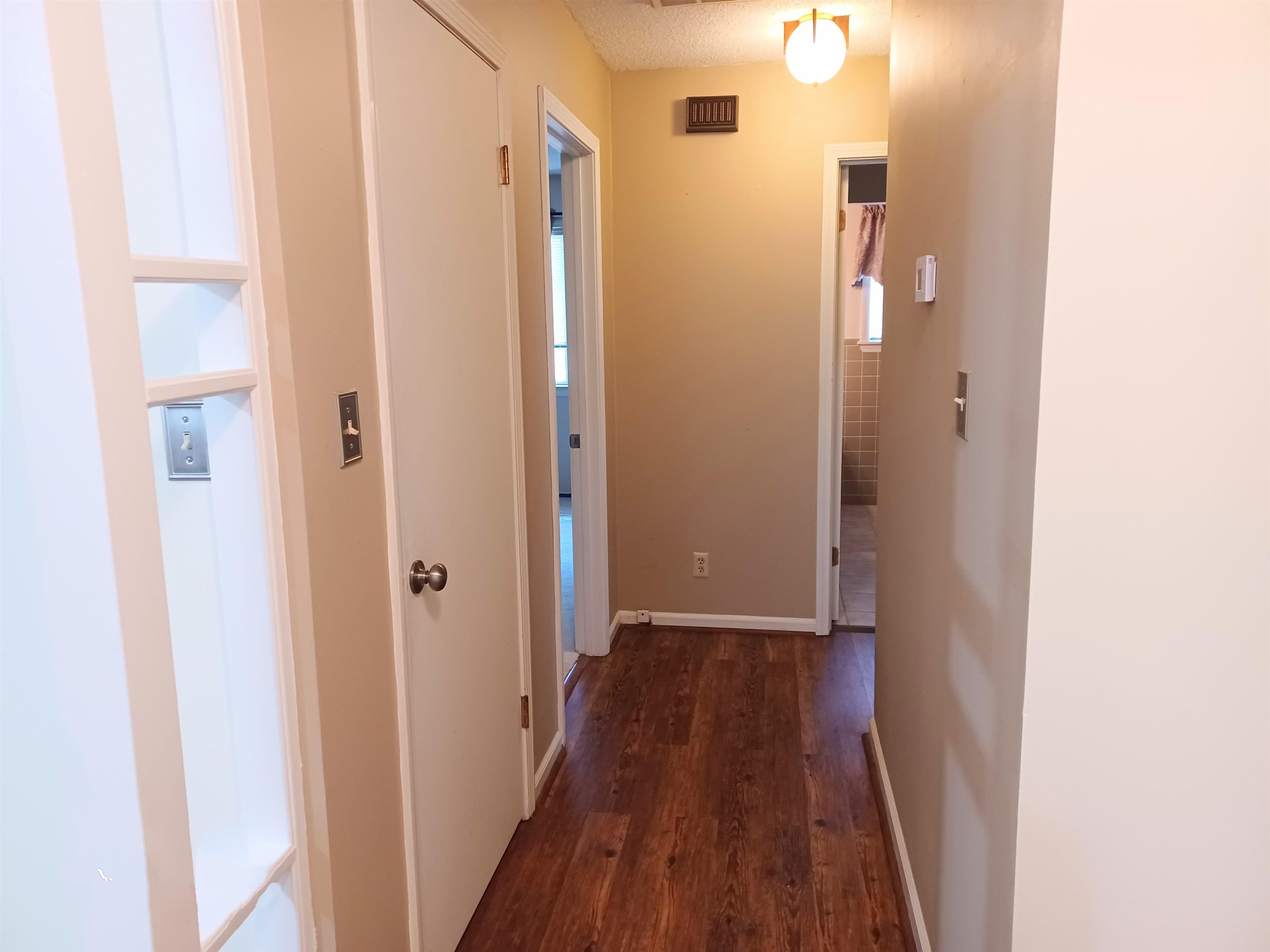 308  Parliament  Horseshoe Bend, AR