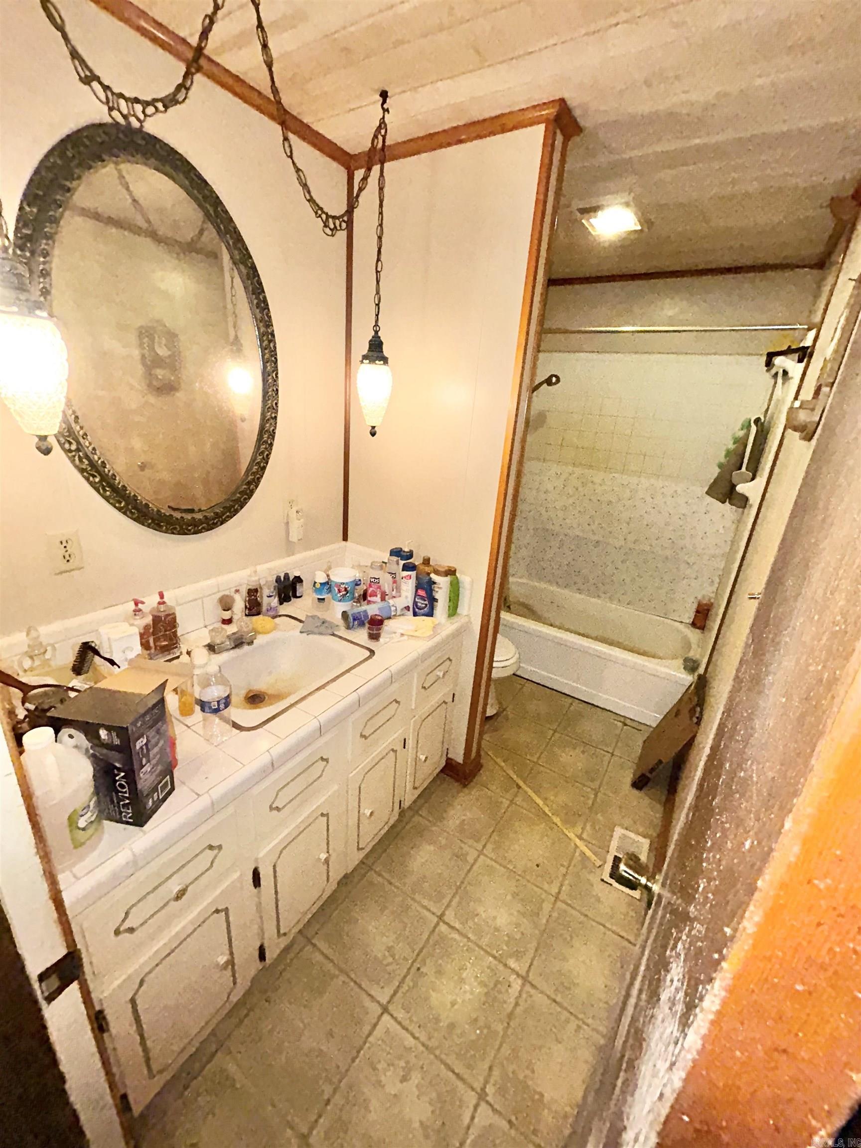 4109  Garrison  Little Rock, AR