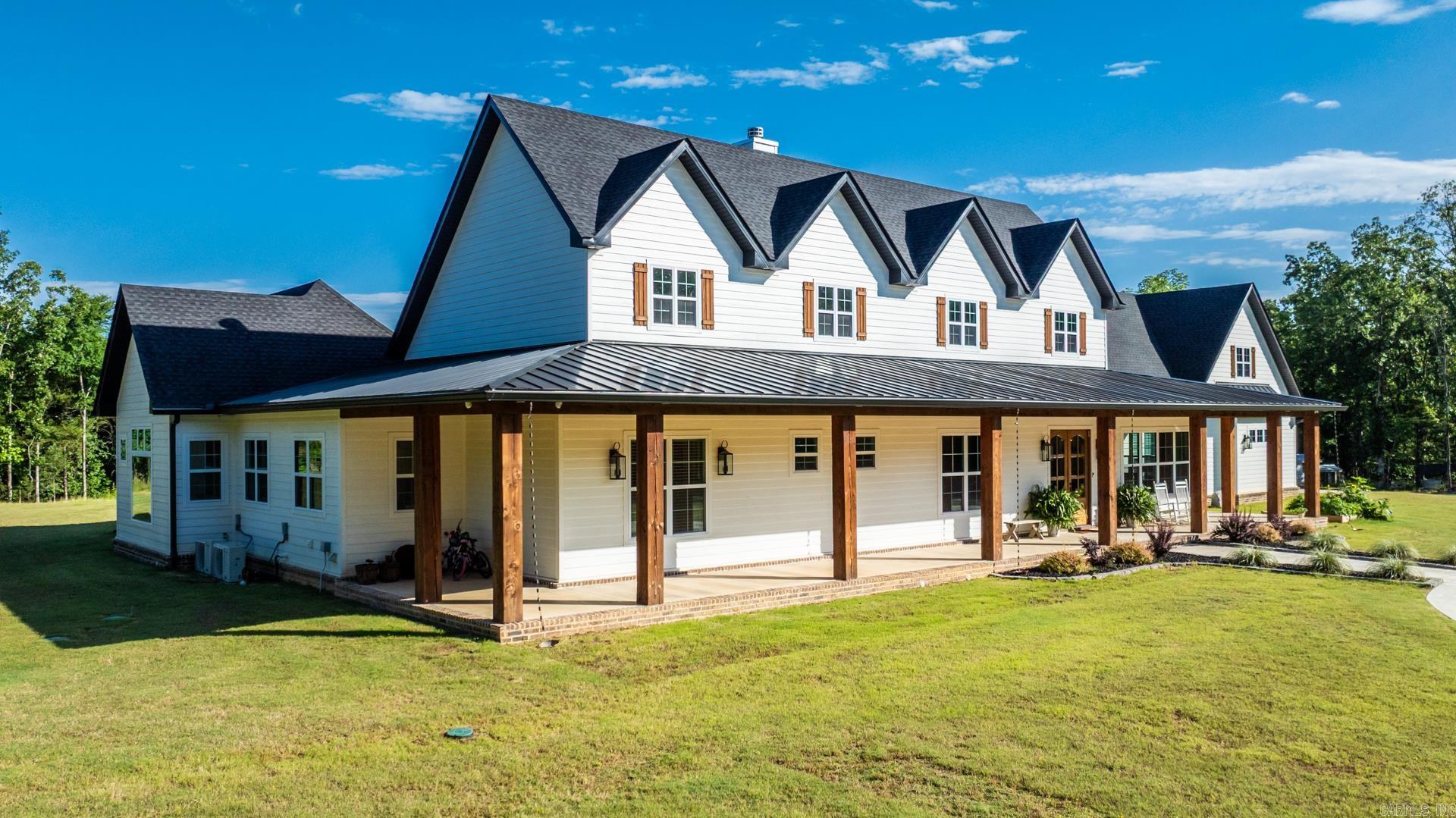 2995  Cresthaven  Conway, AR