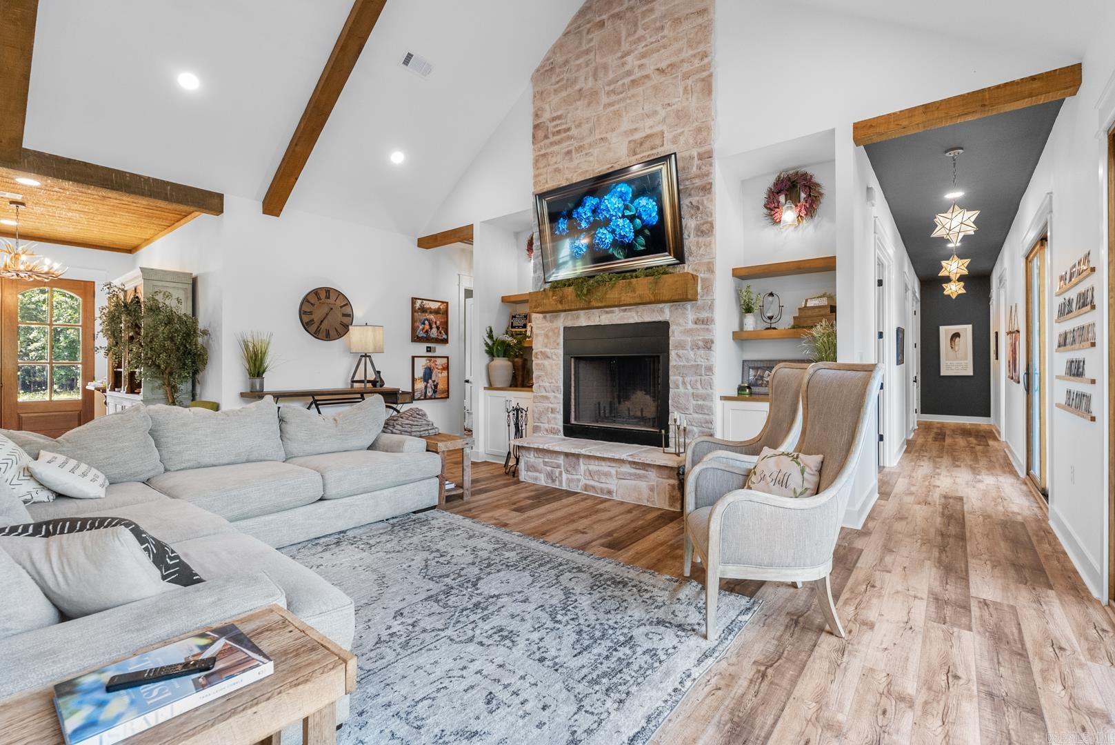 2995  Cresthaven  Conway, AR