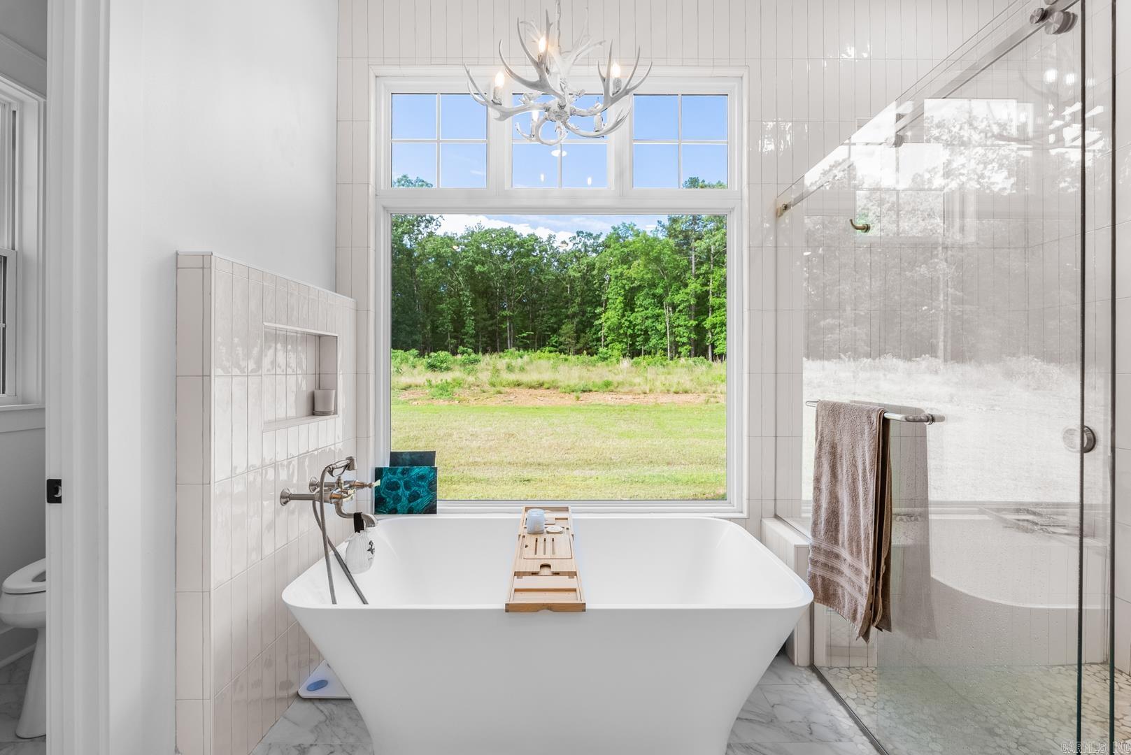 2995  Cresthaven  Conway, AR