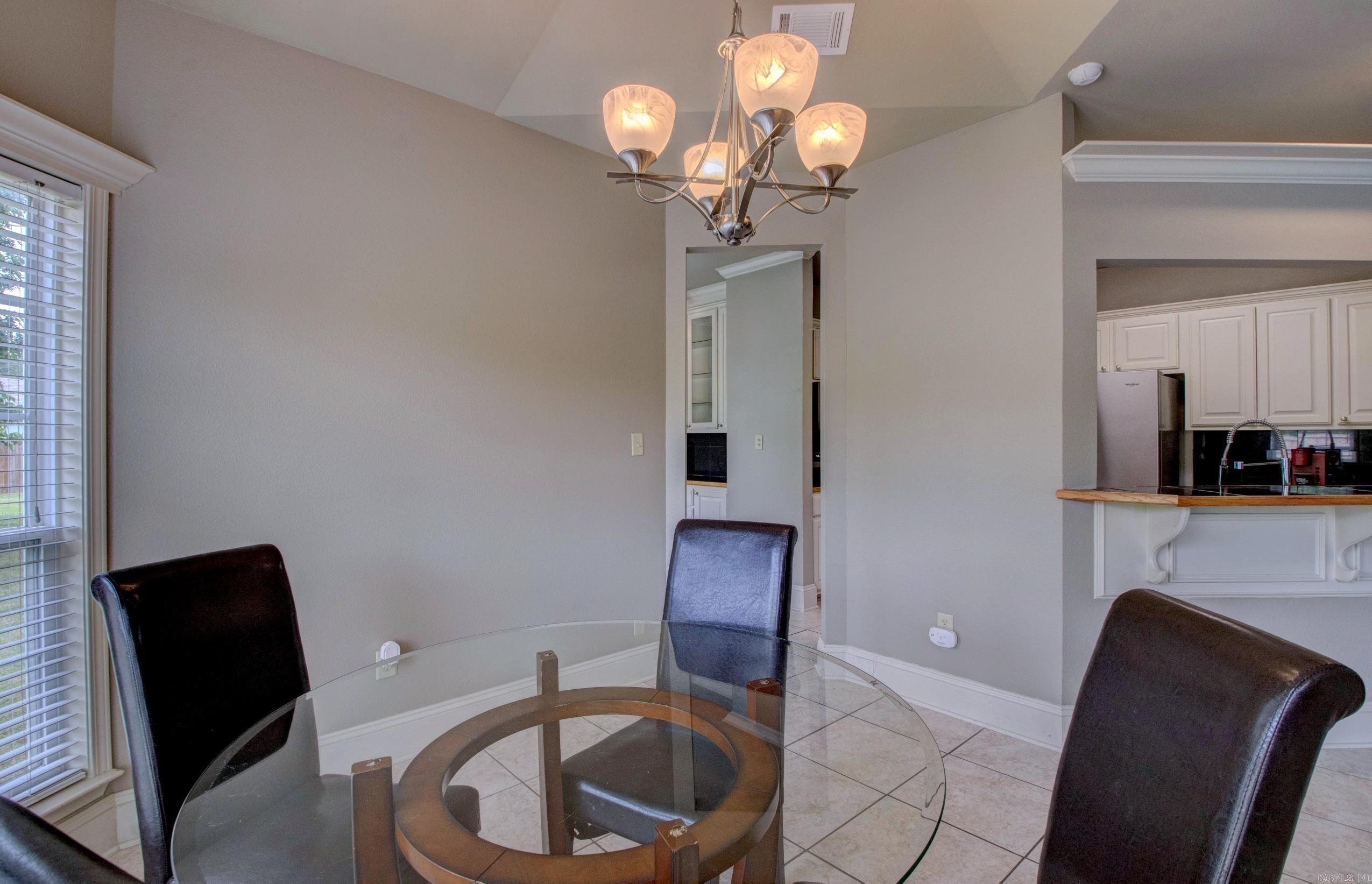 76  Woodridge  Little Rock, AR