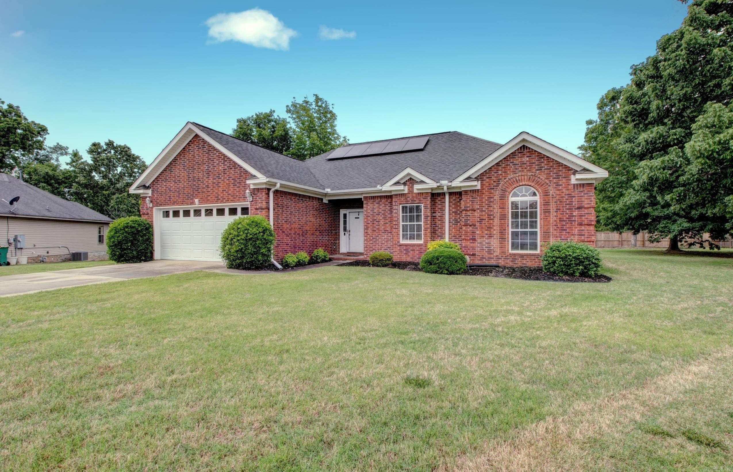 76  Woodridge  Little Rock, AR