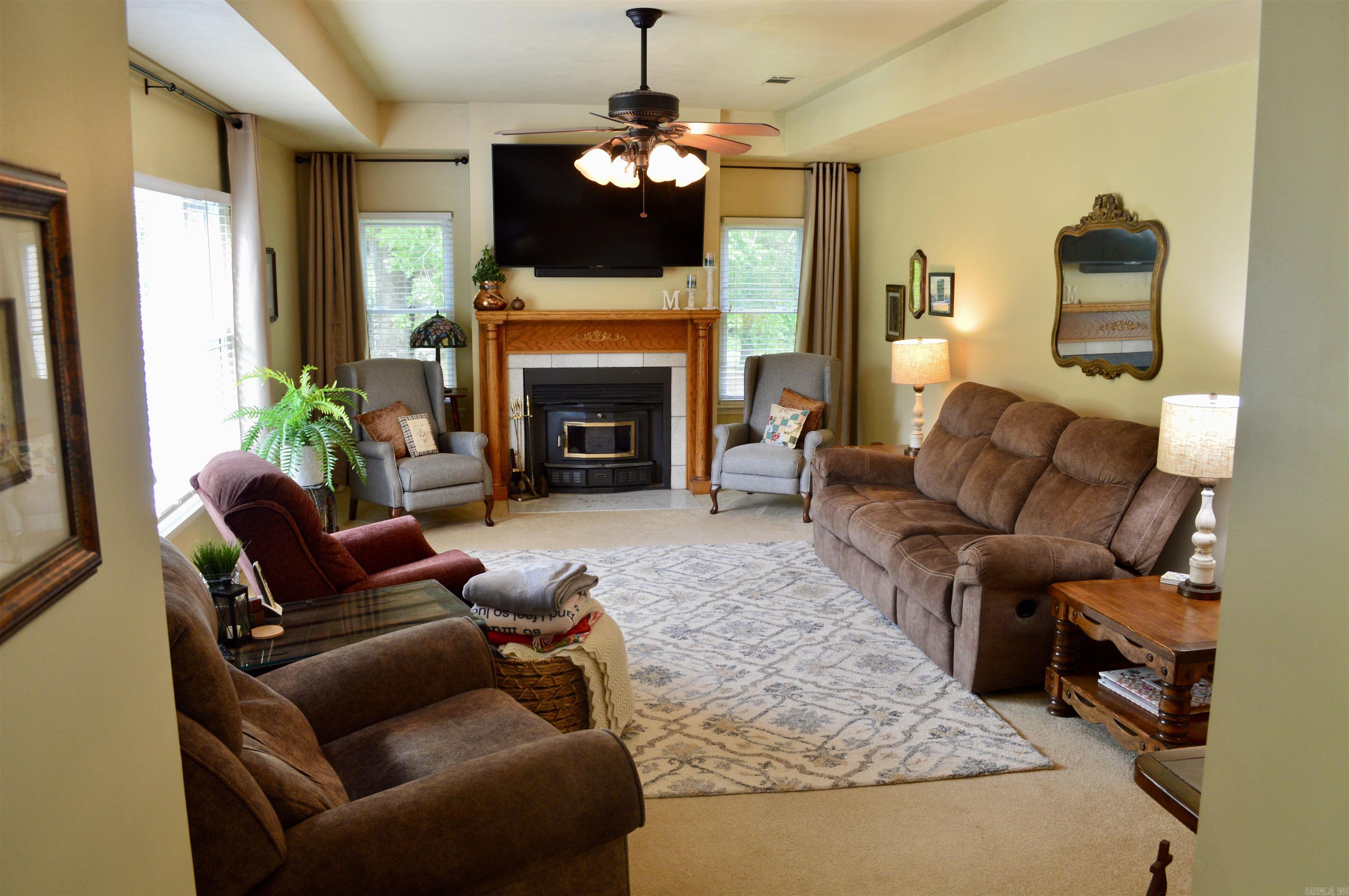 1005  Georgia Ridge  Searcy, AR